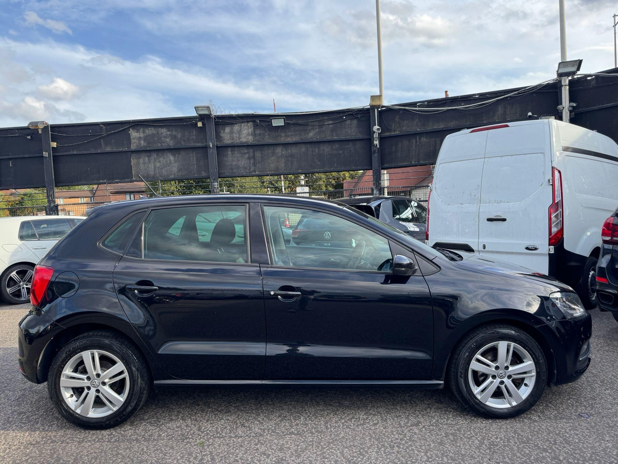 Volkswagen Polo view 21