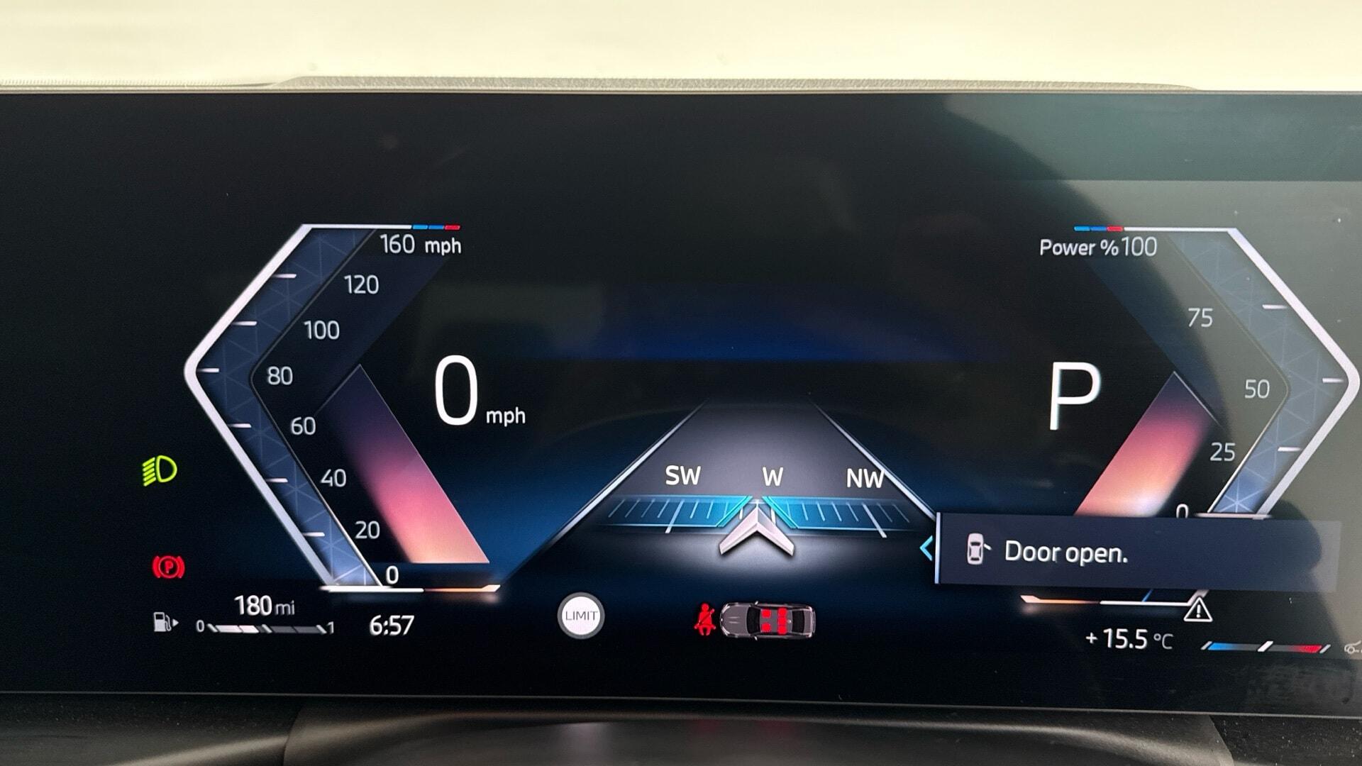 BMW 3 Series view 9