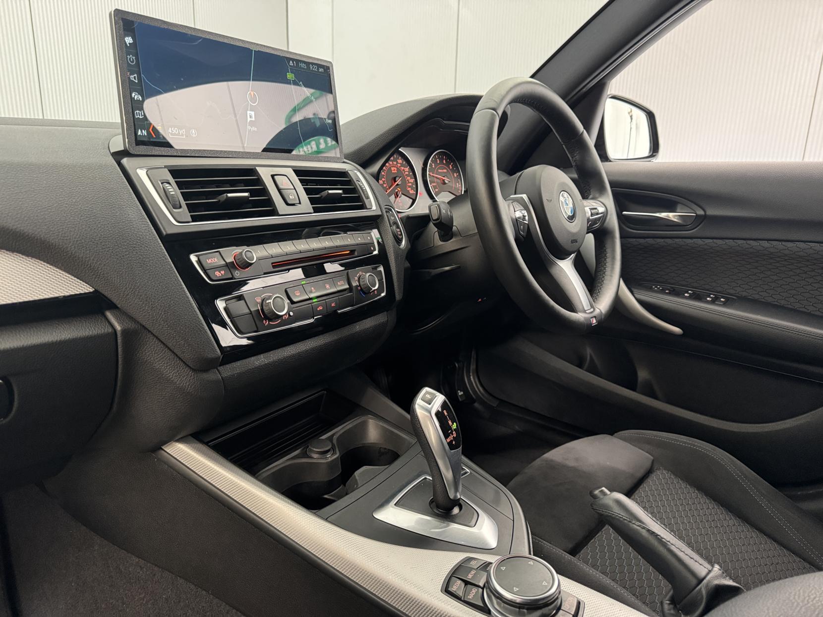 BMW 1 Series view 57