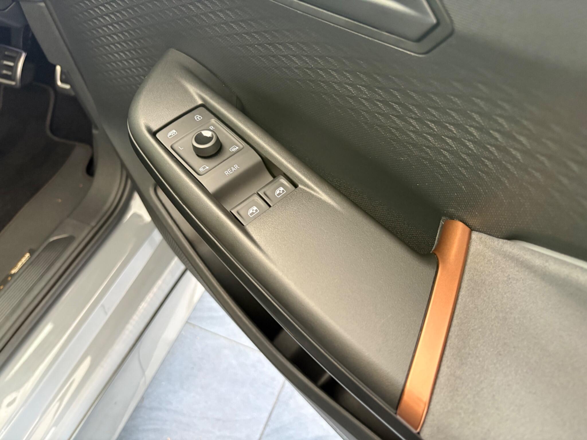 Cupra Born view 15