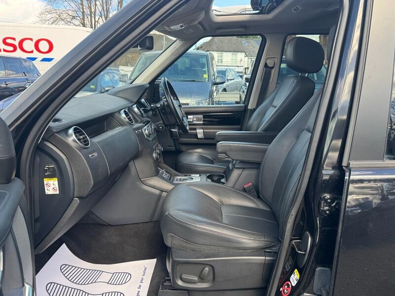 Land Rover Discovery view 27