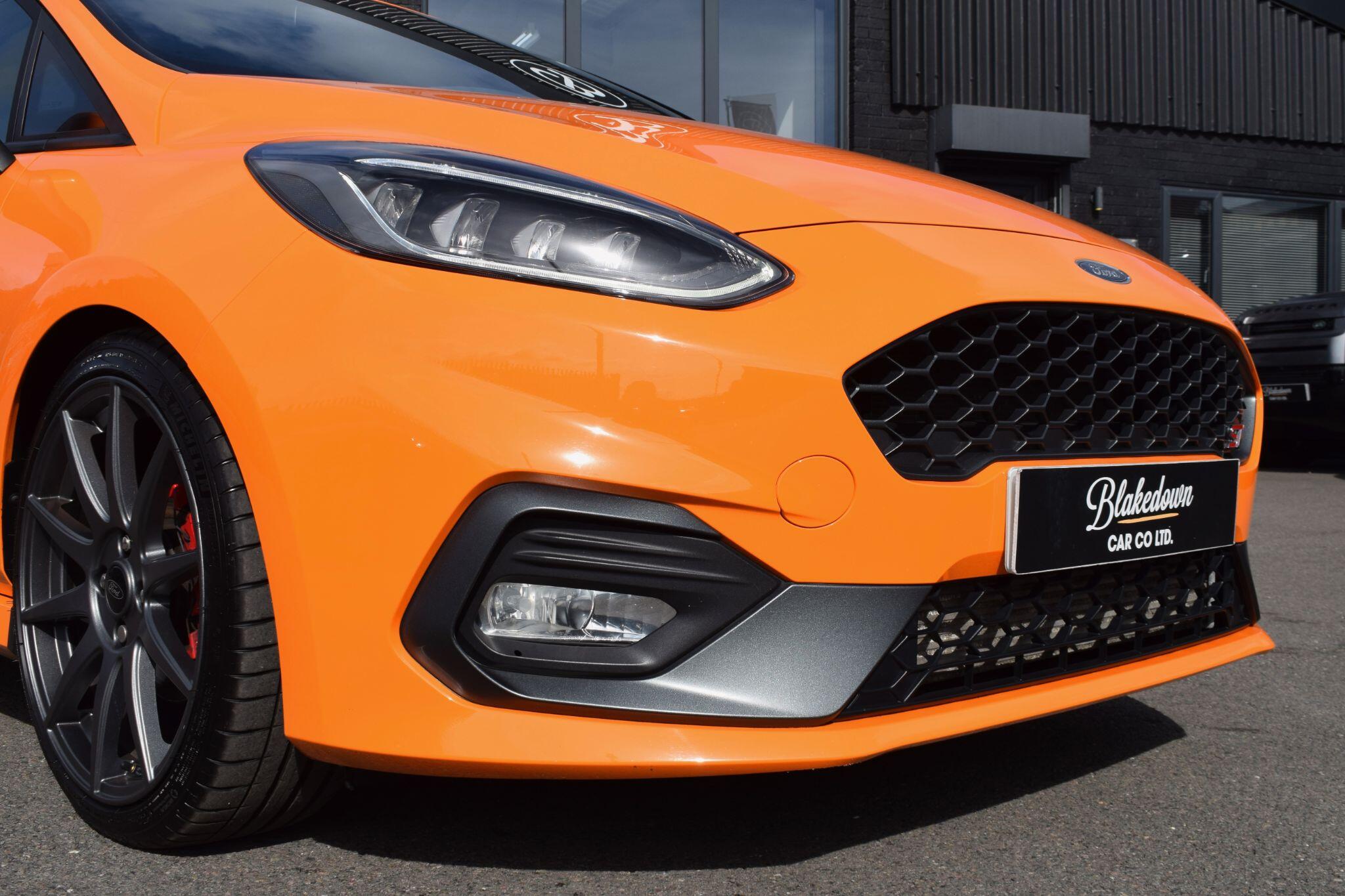 Ford Fiesta view 41