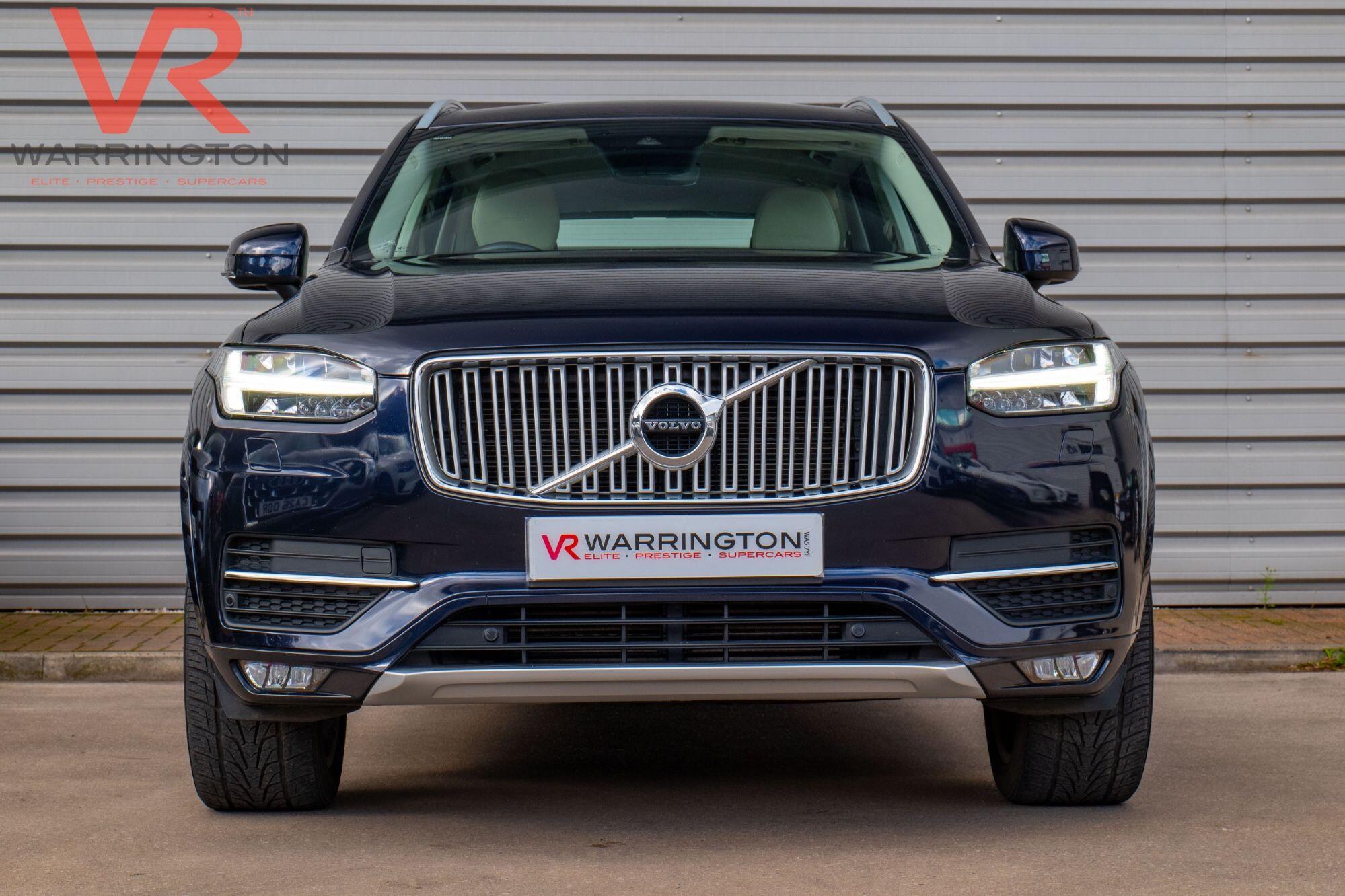Volvo XC90 view 5
