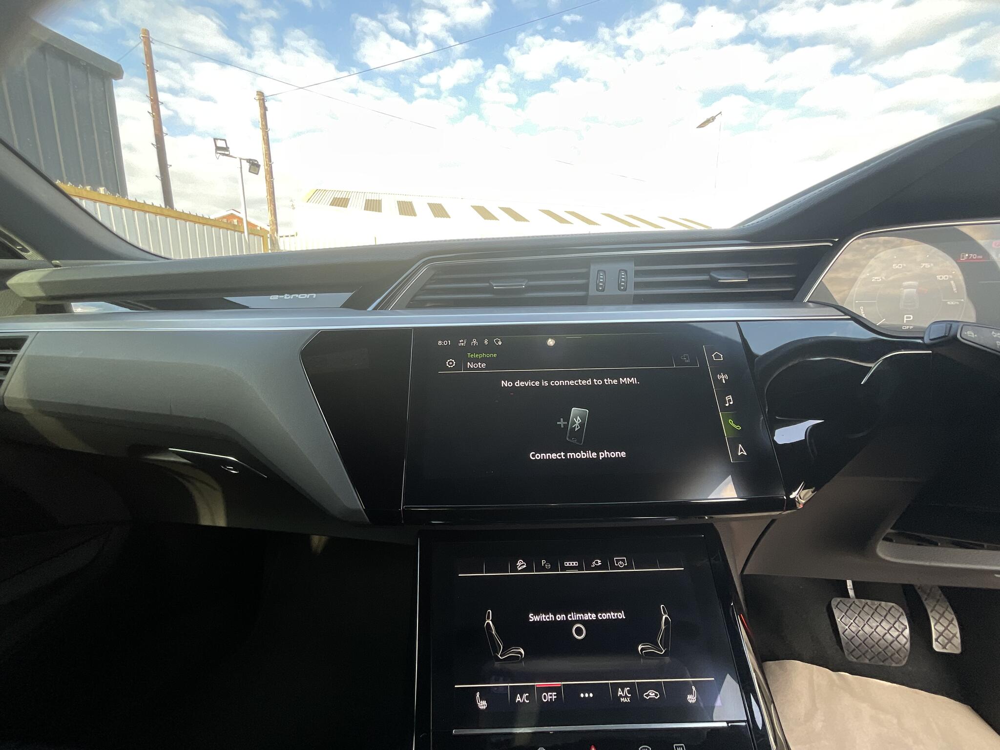 Audi E-Tron view 24