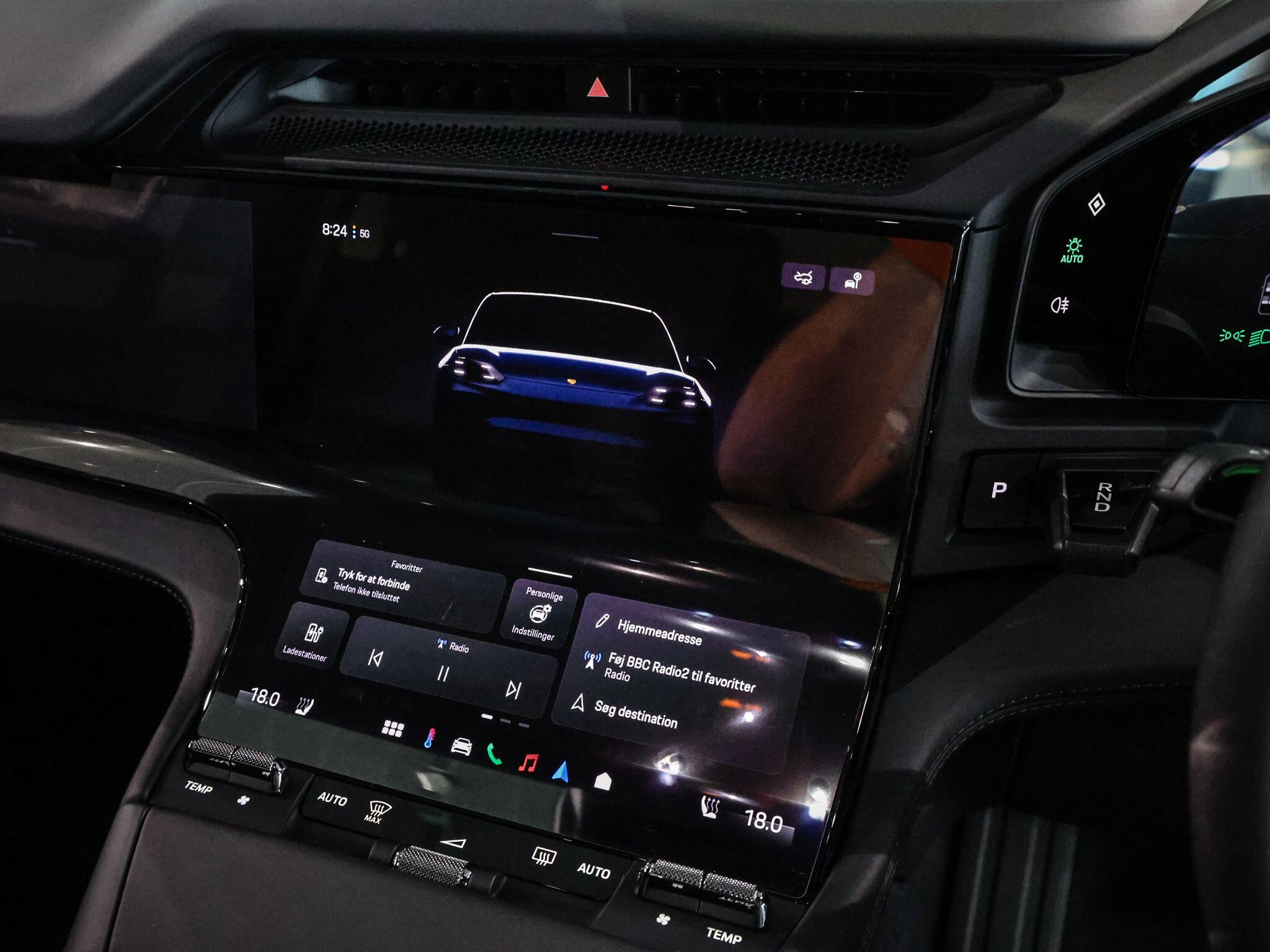 Porsche Cayenne view 12