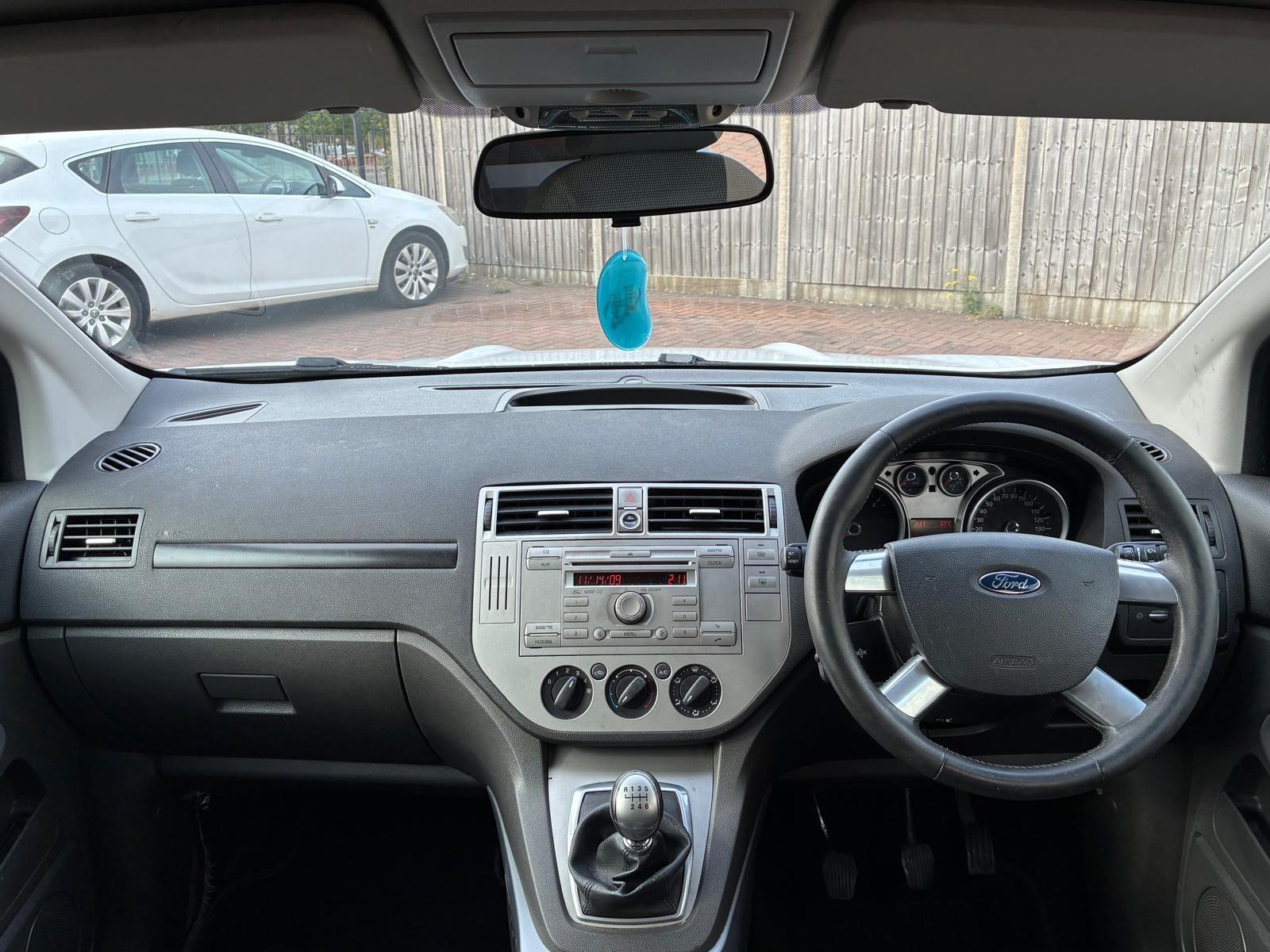 Ford Kuga view 17