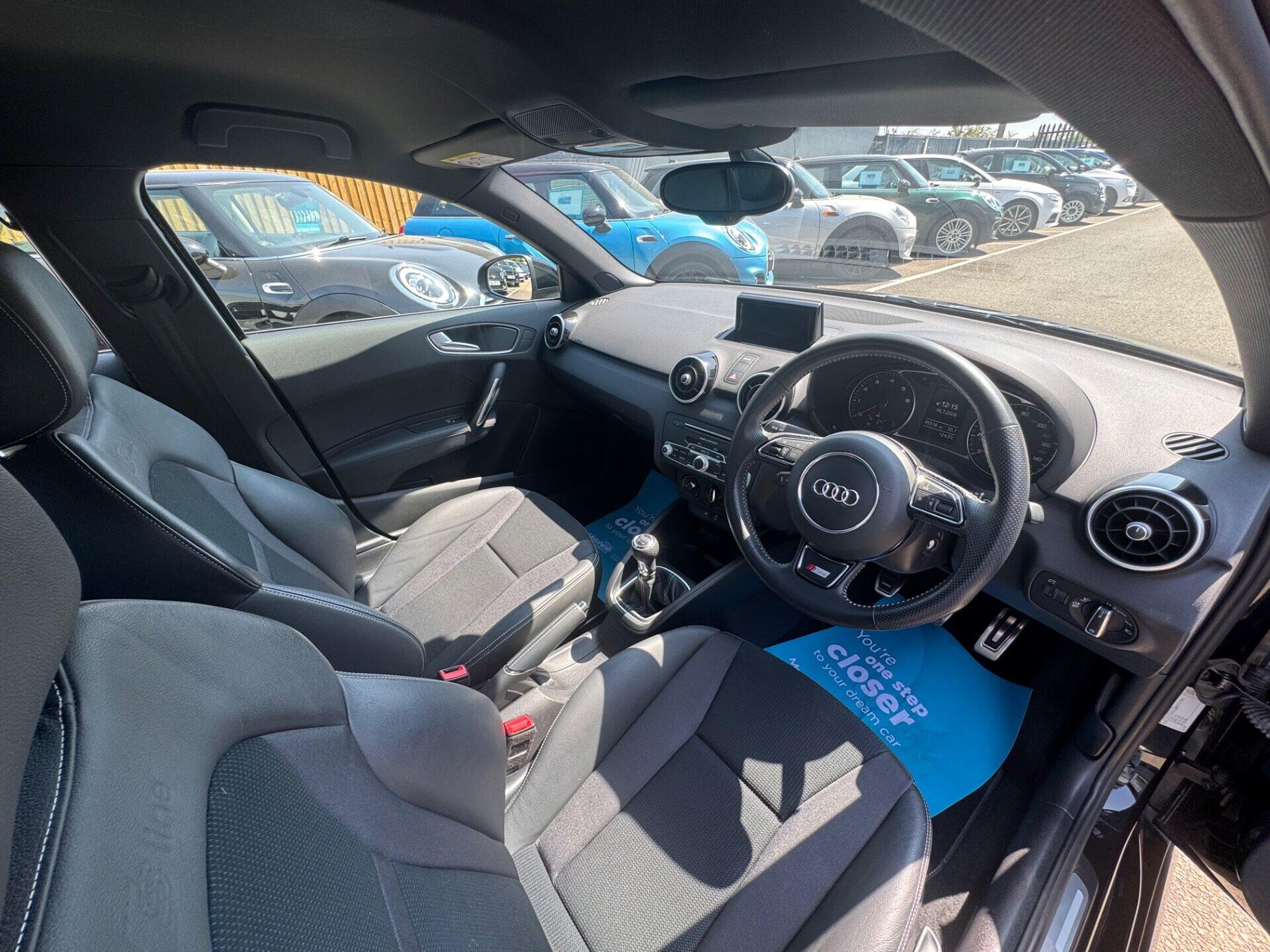 Audi A1 view 24