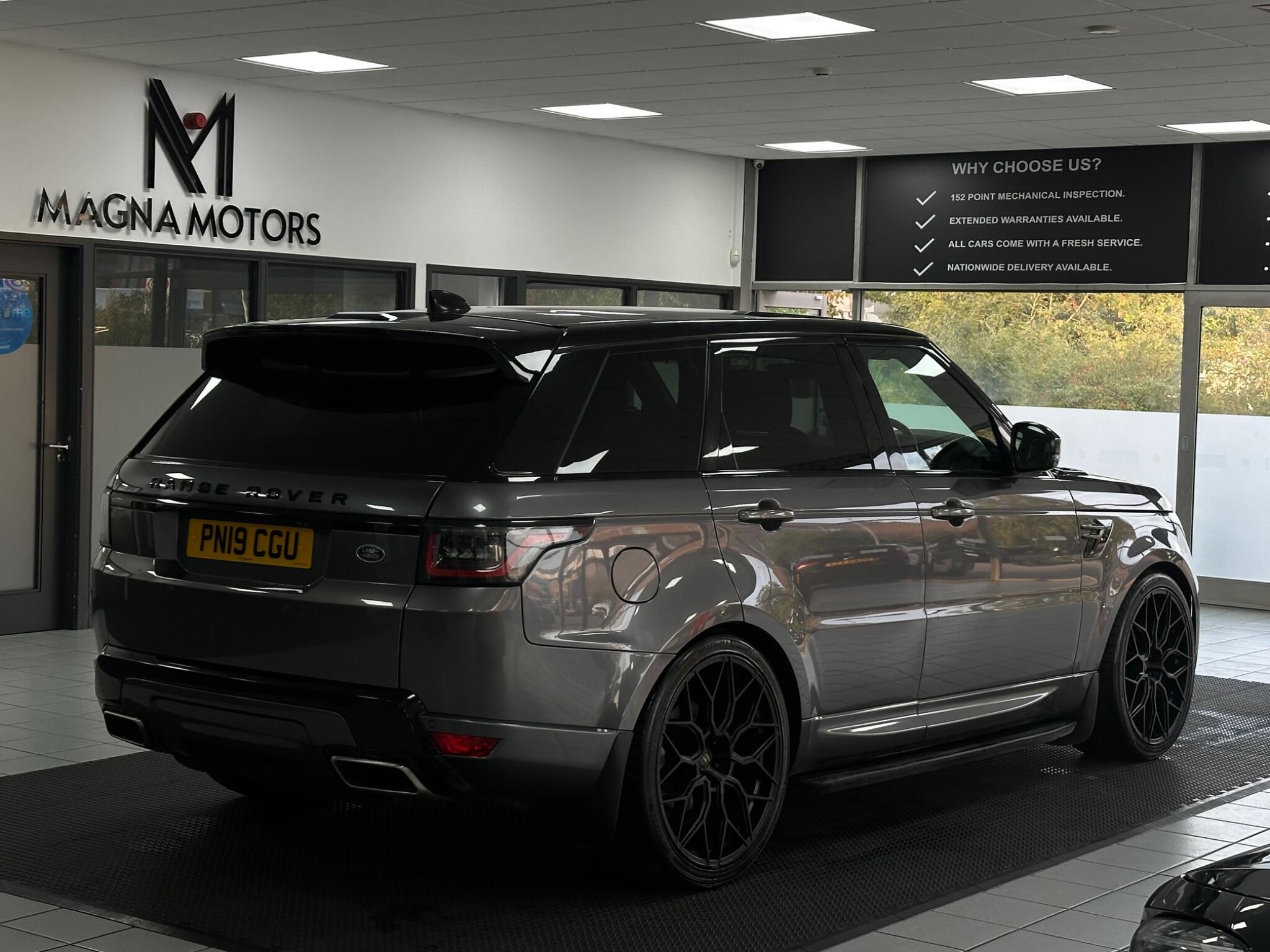 Land Rover Range Rover Sport view 15