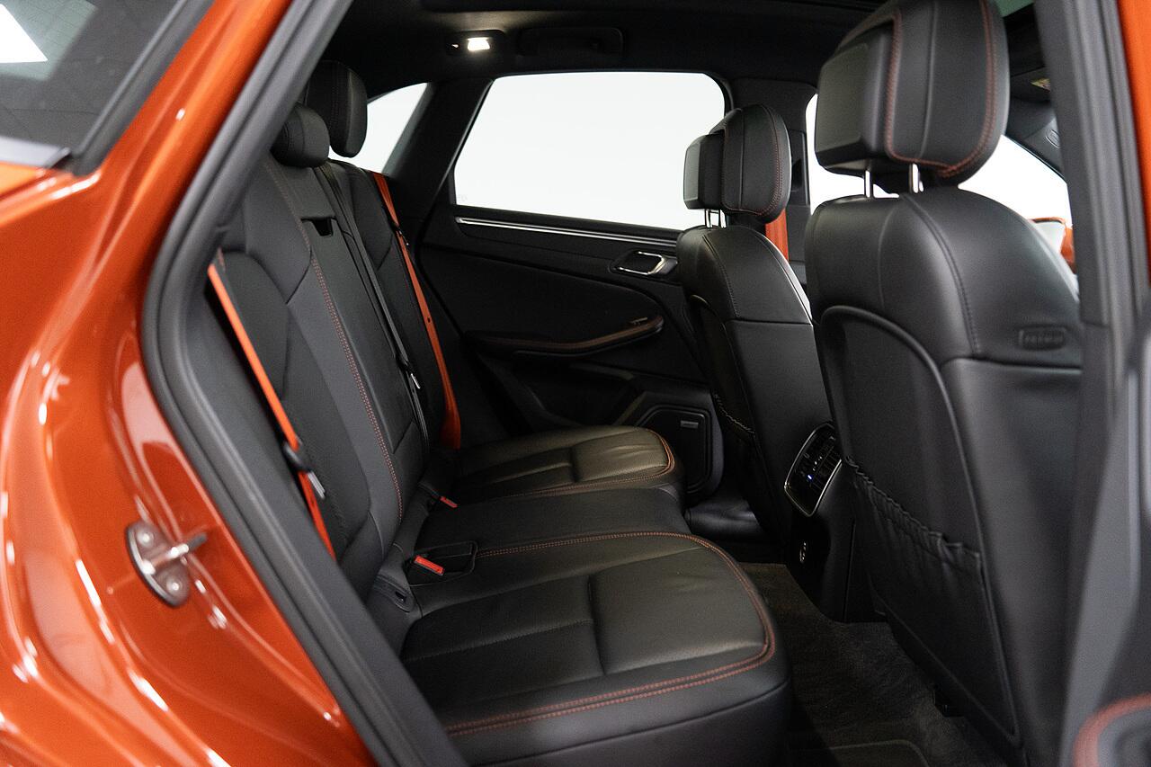 Porsche Macan view 24