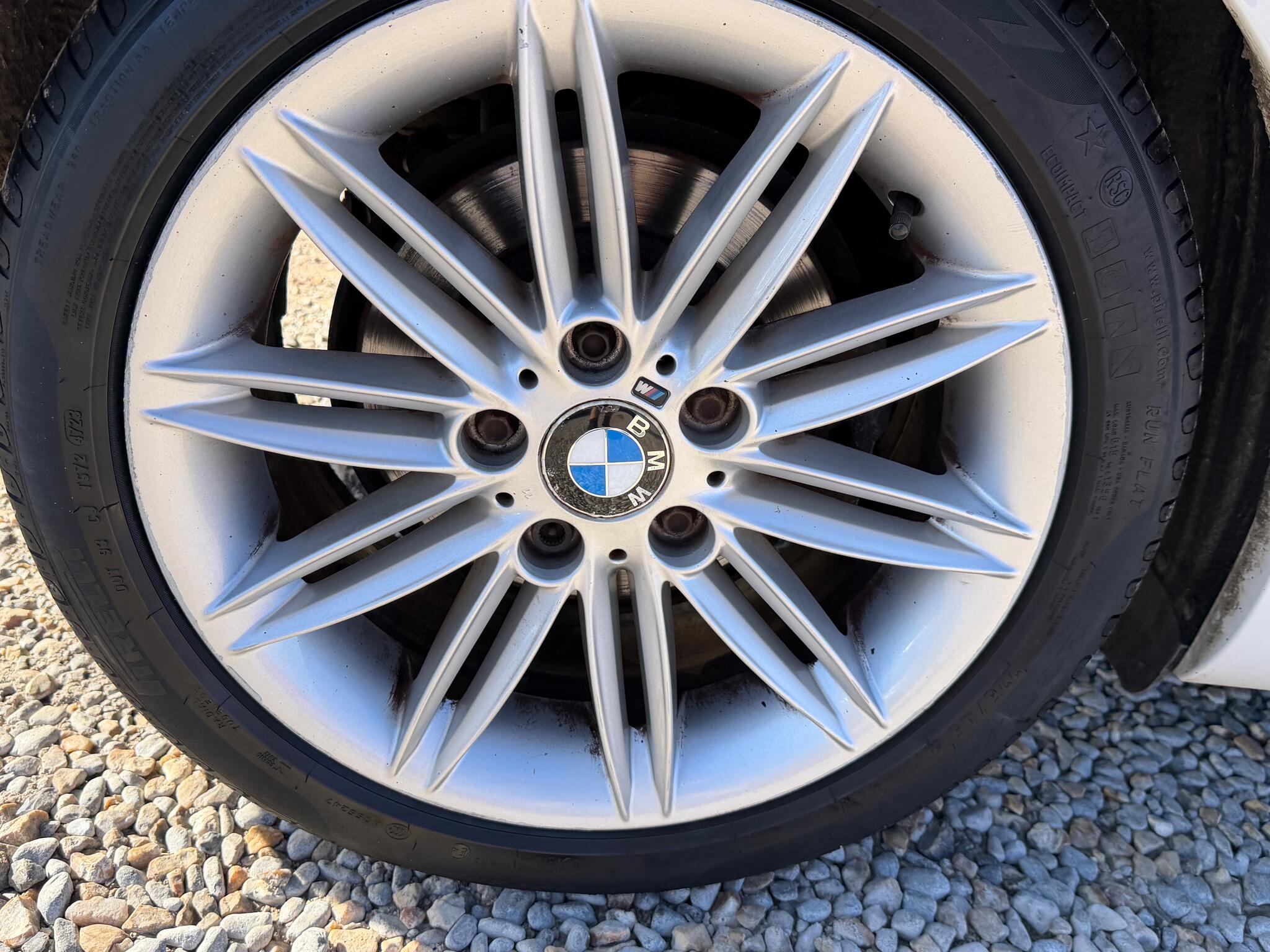 BMW 1 Series view 2