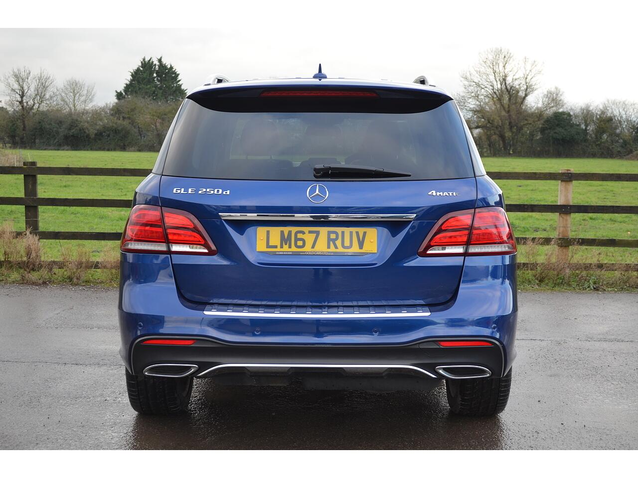 Mercedes-Benz Gle view 8