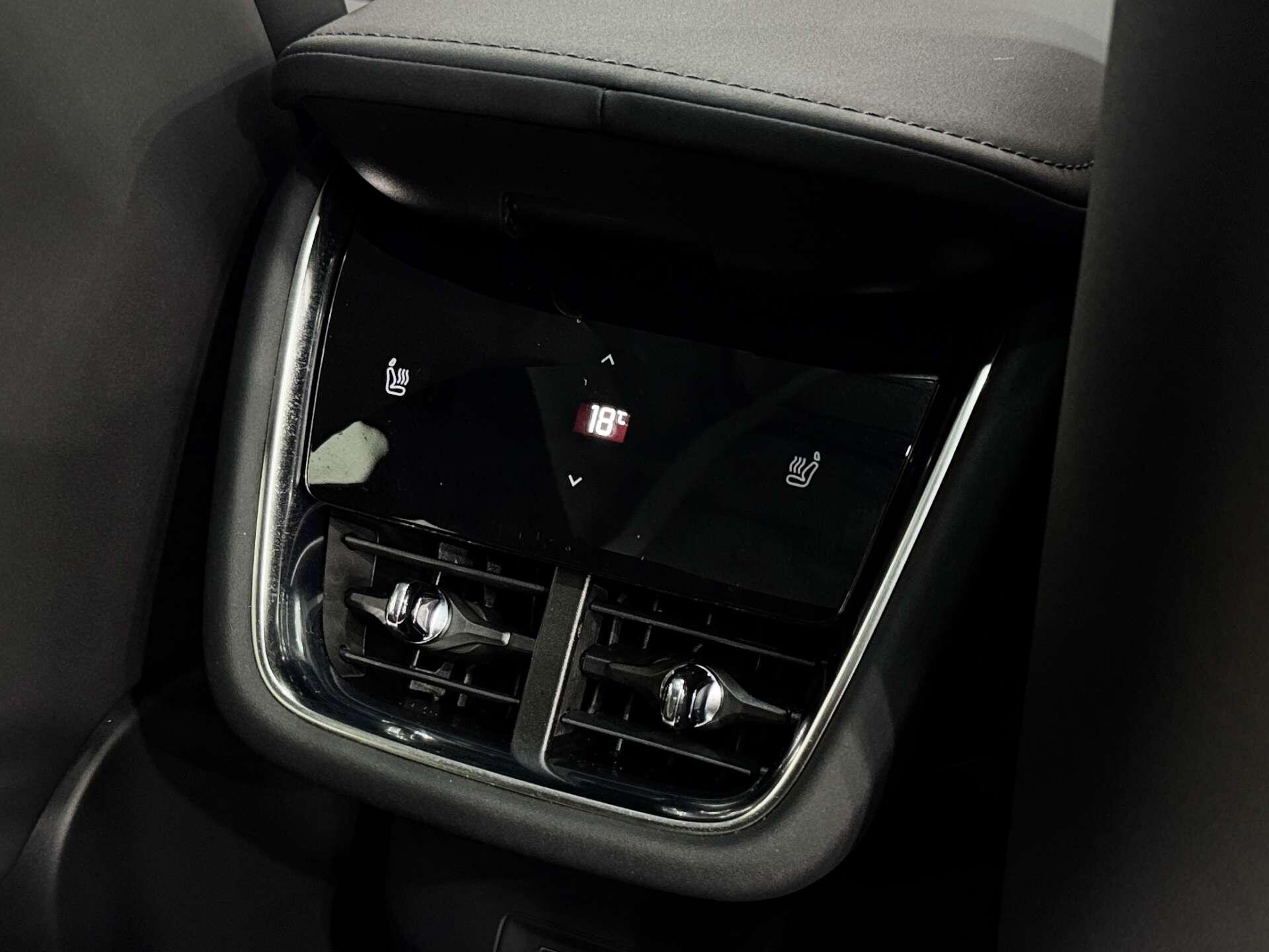 Polestar 3 view 14
