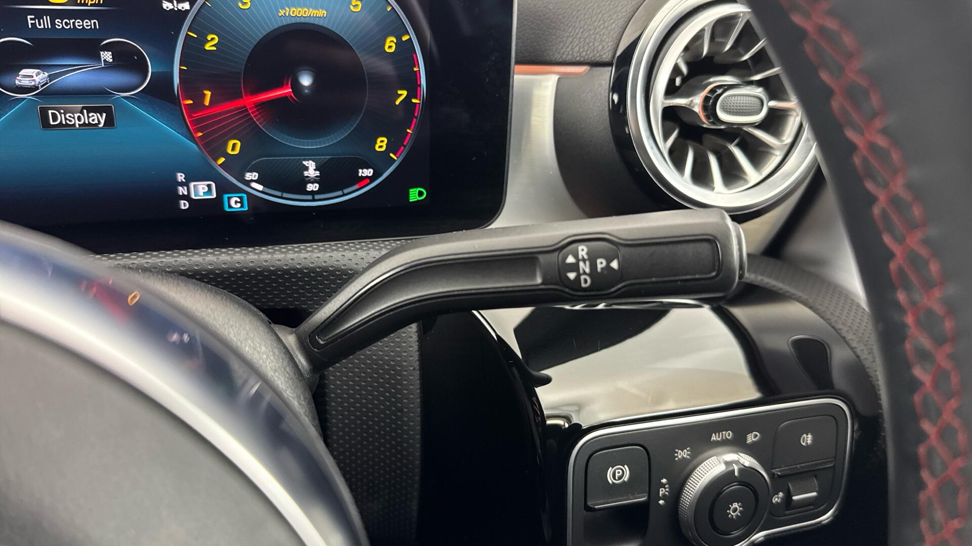 Mercedes-Benz Cla view 42