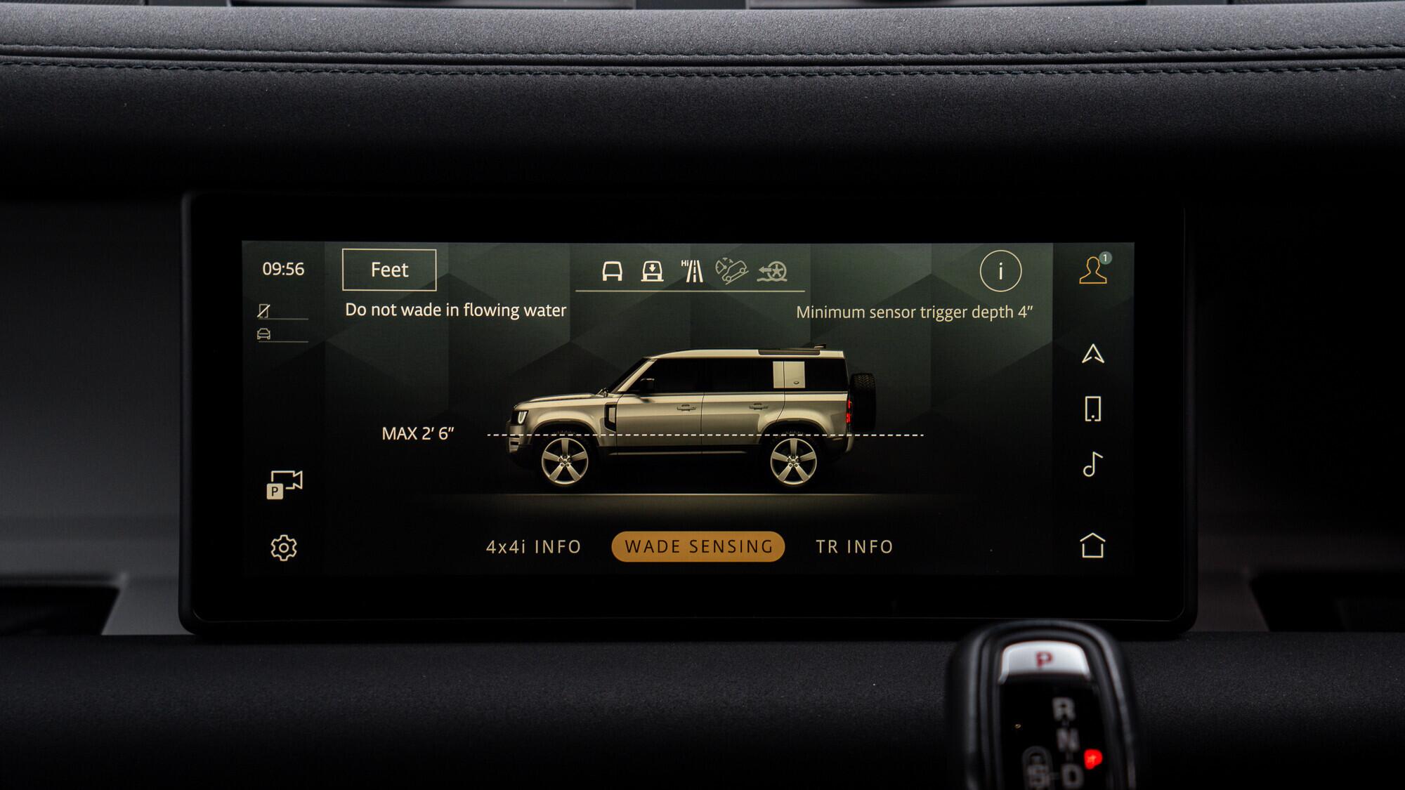 Land Rover Defender view 28