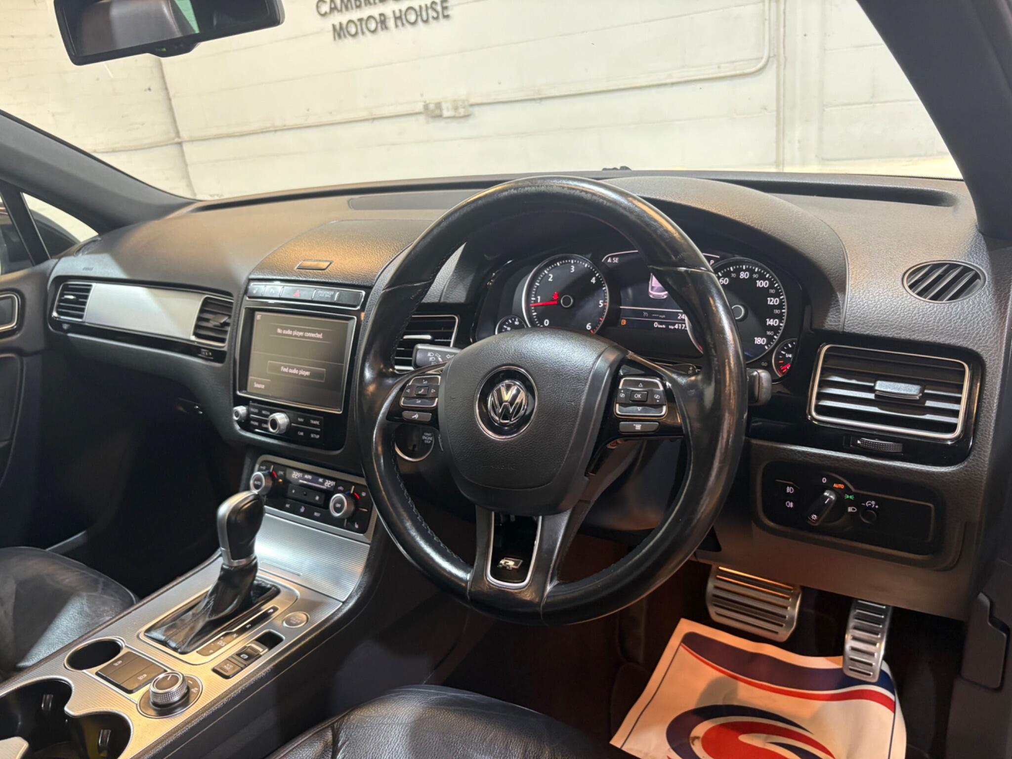 Volkswagen Touareg view 35