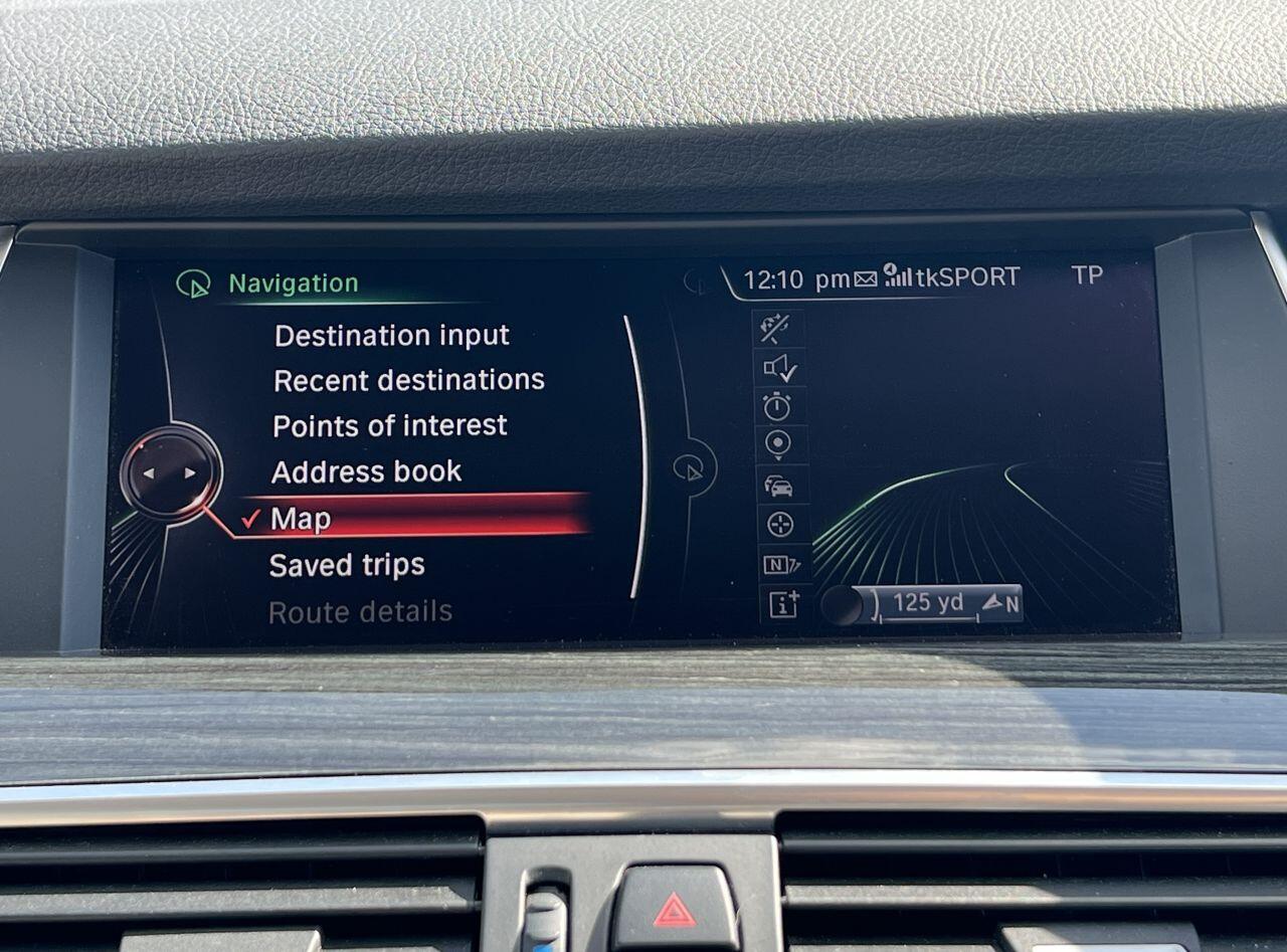 BMW 5 Series view 60