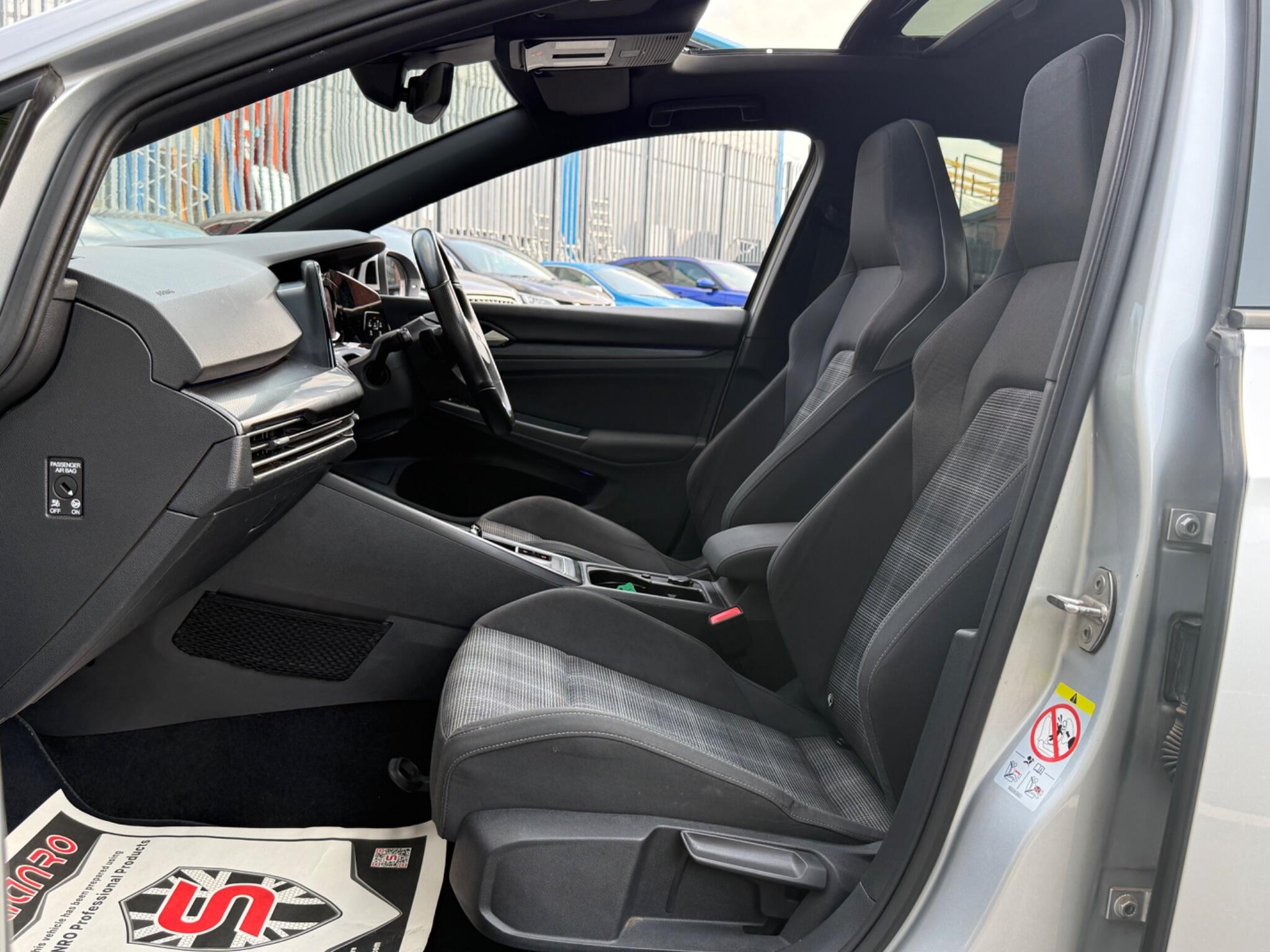 Volkswagen Golf view 27