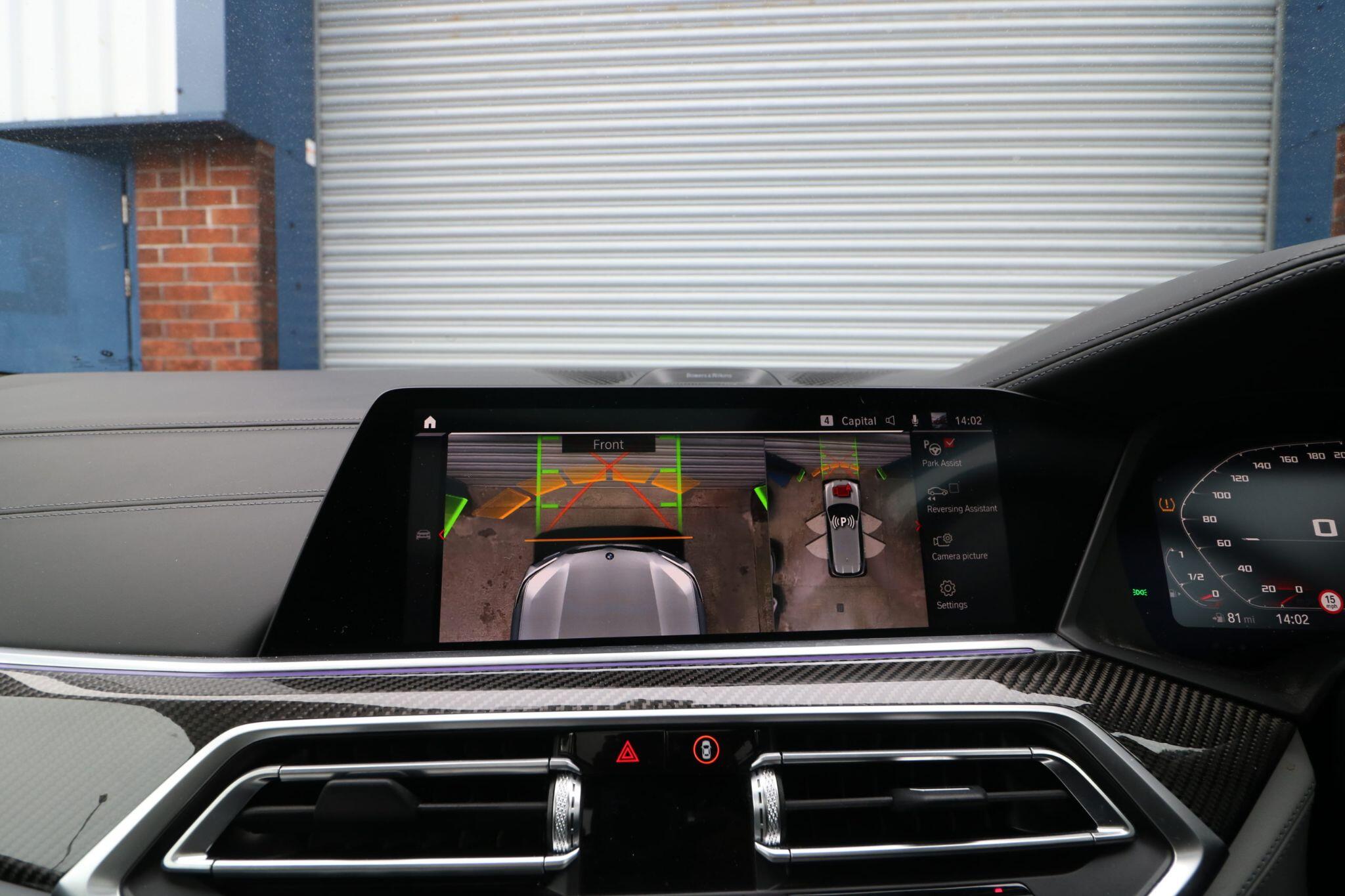 BMW X5 M view 25