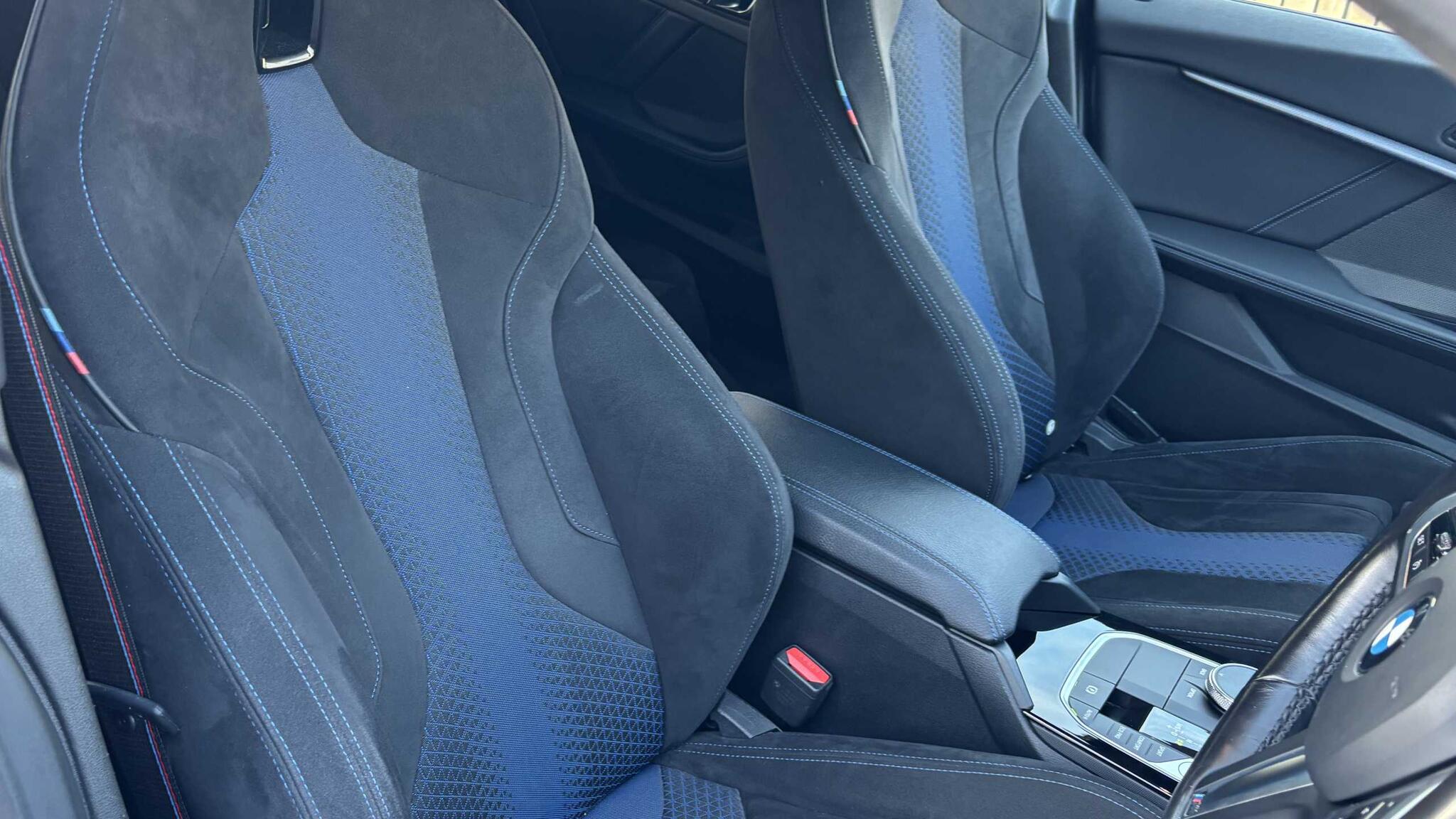 BMW 2 Series view 12