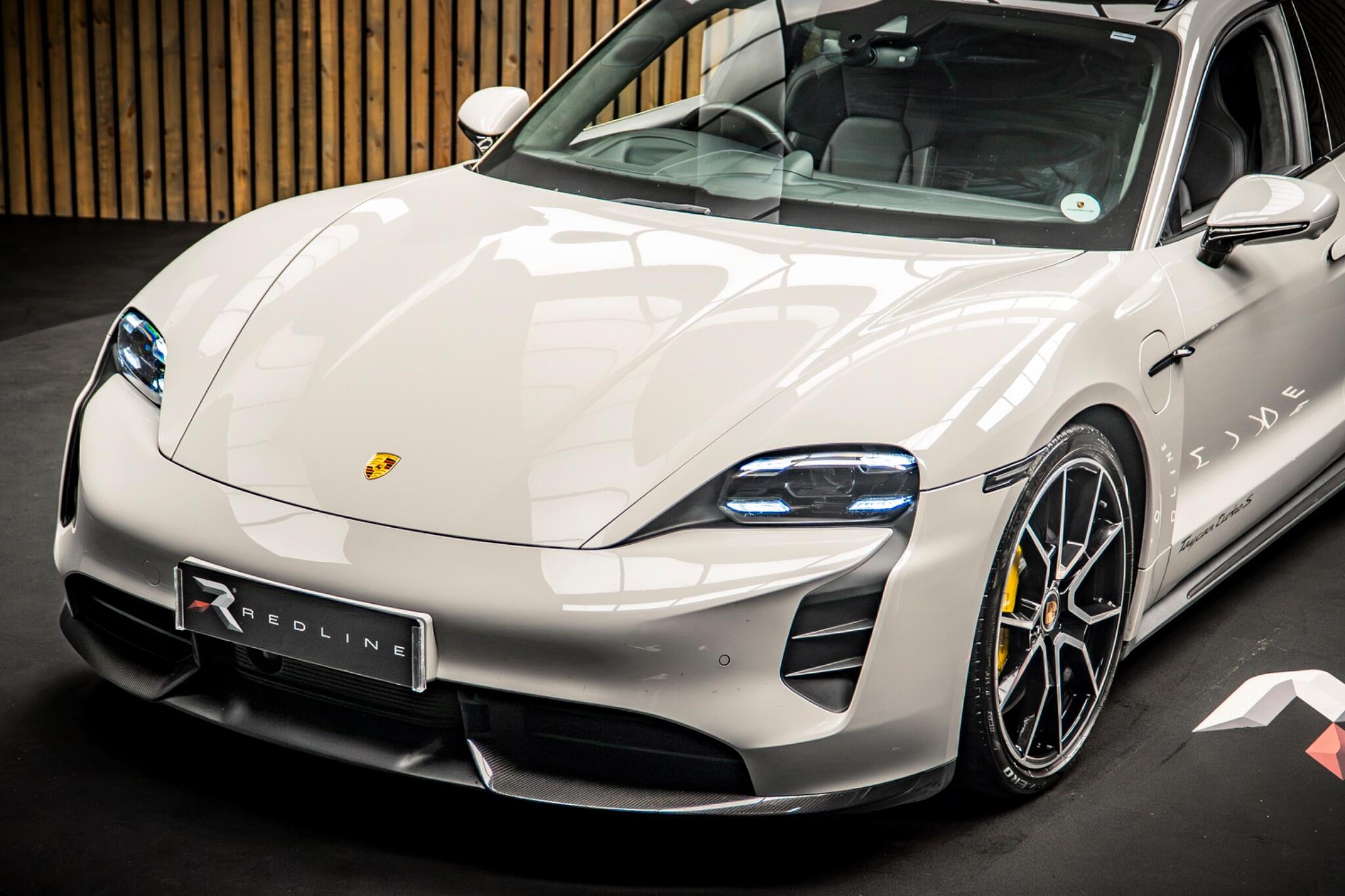 Porsche Taycan view 15