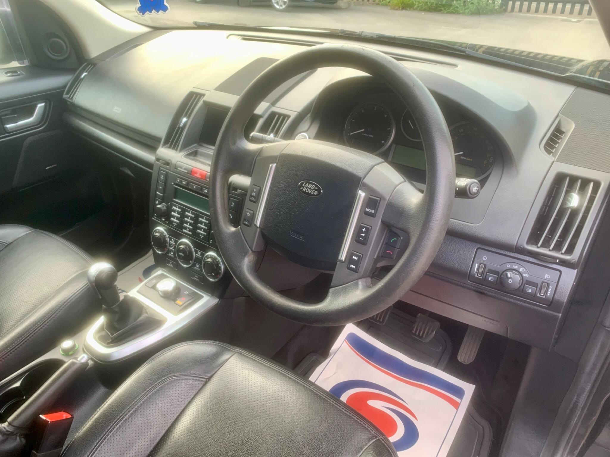 Land Rover Freelander 2 view 19