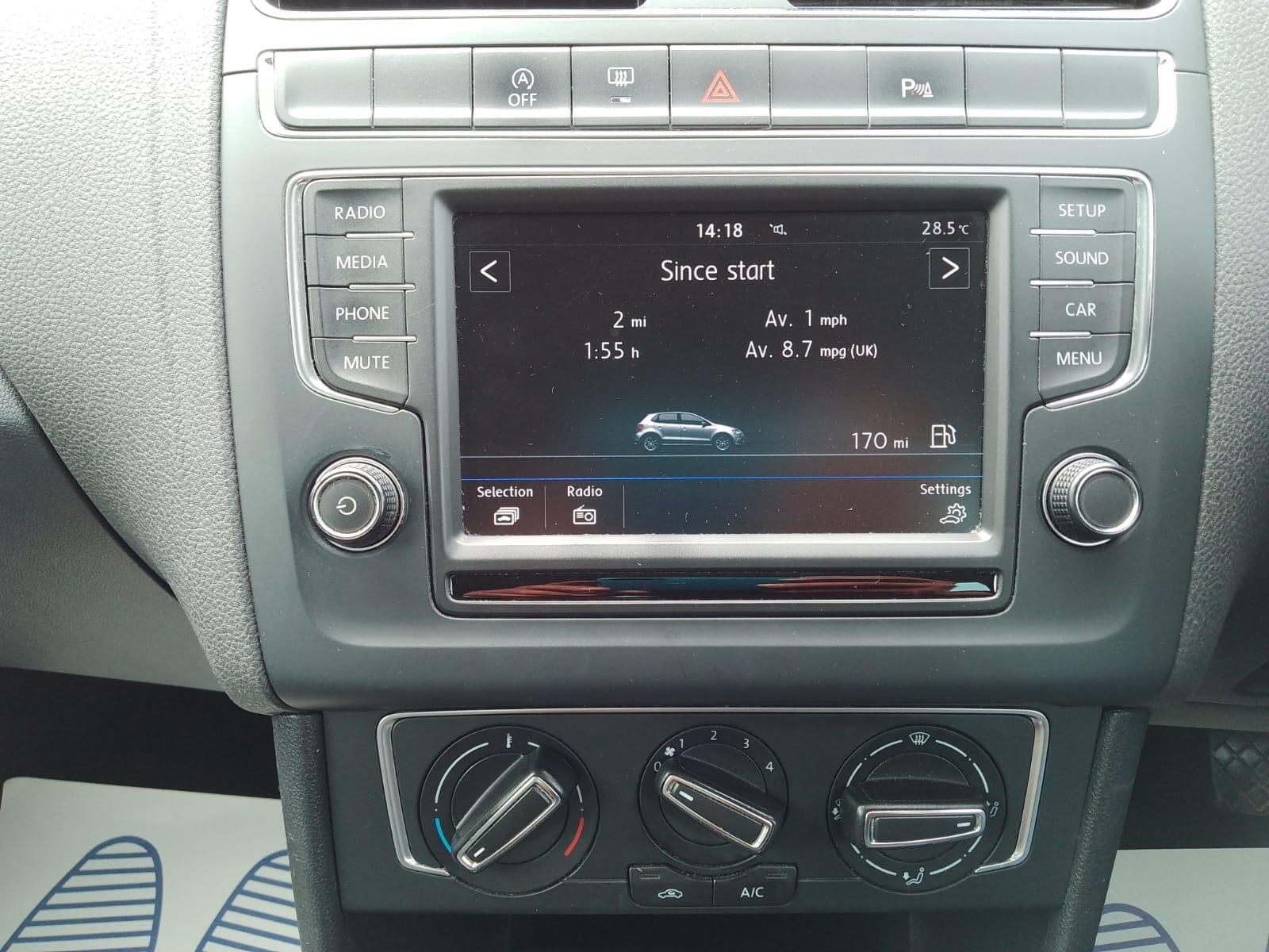 Volkswagen Polo view 38