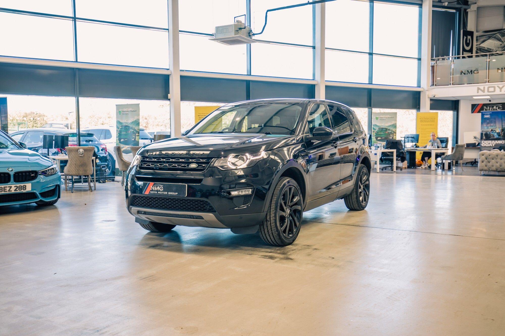 Land Rover Discovery Sport view 24