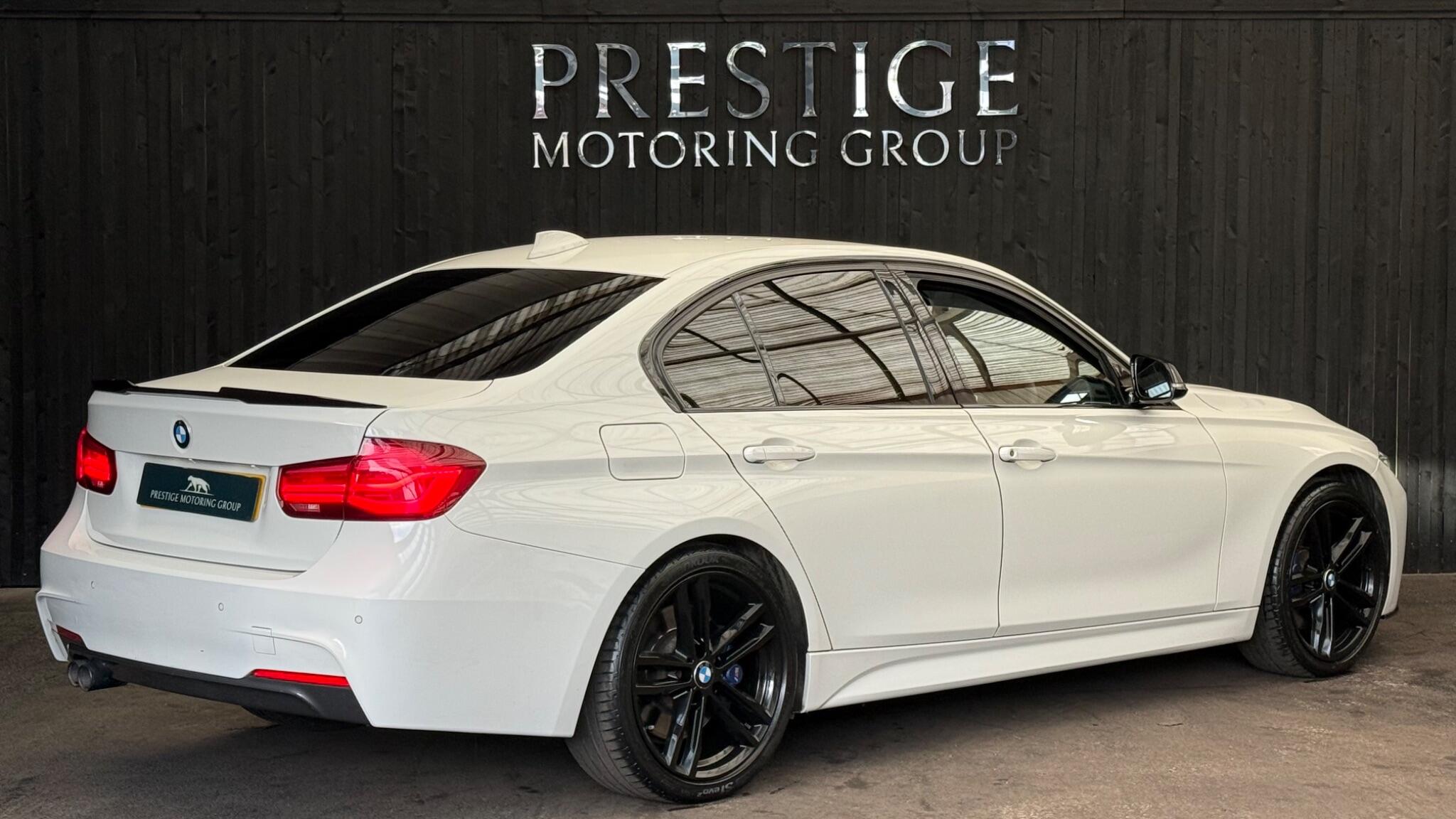 BMW 3 Series view 12