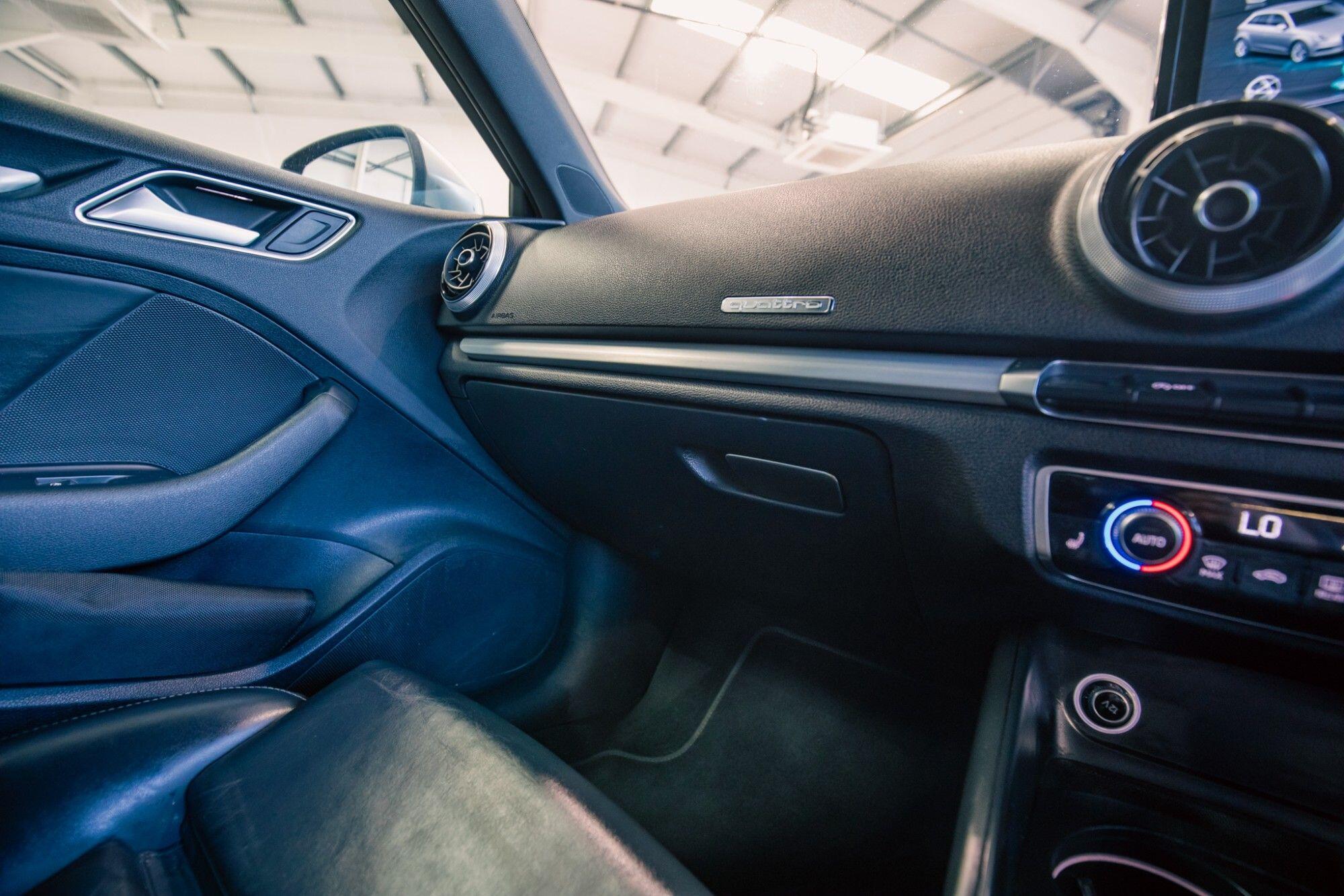 Audi S3 view 21