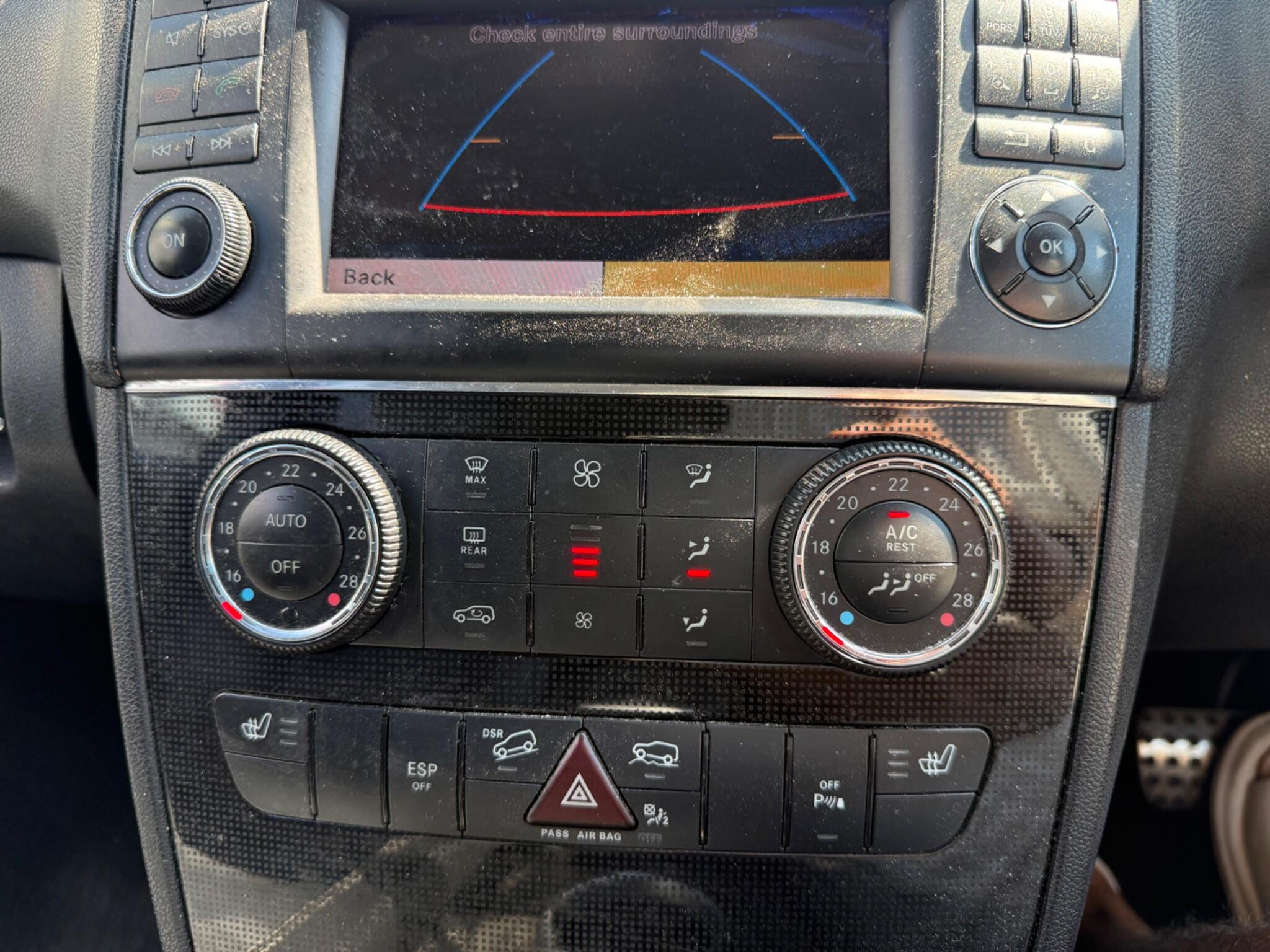 Mercedes-Benz M Class view 11