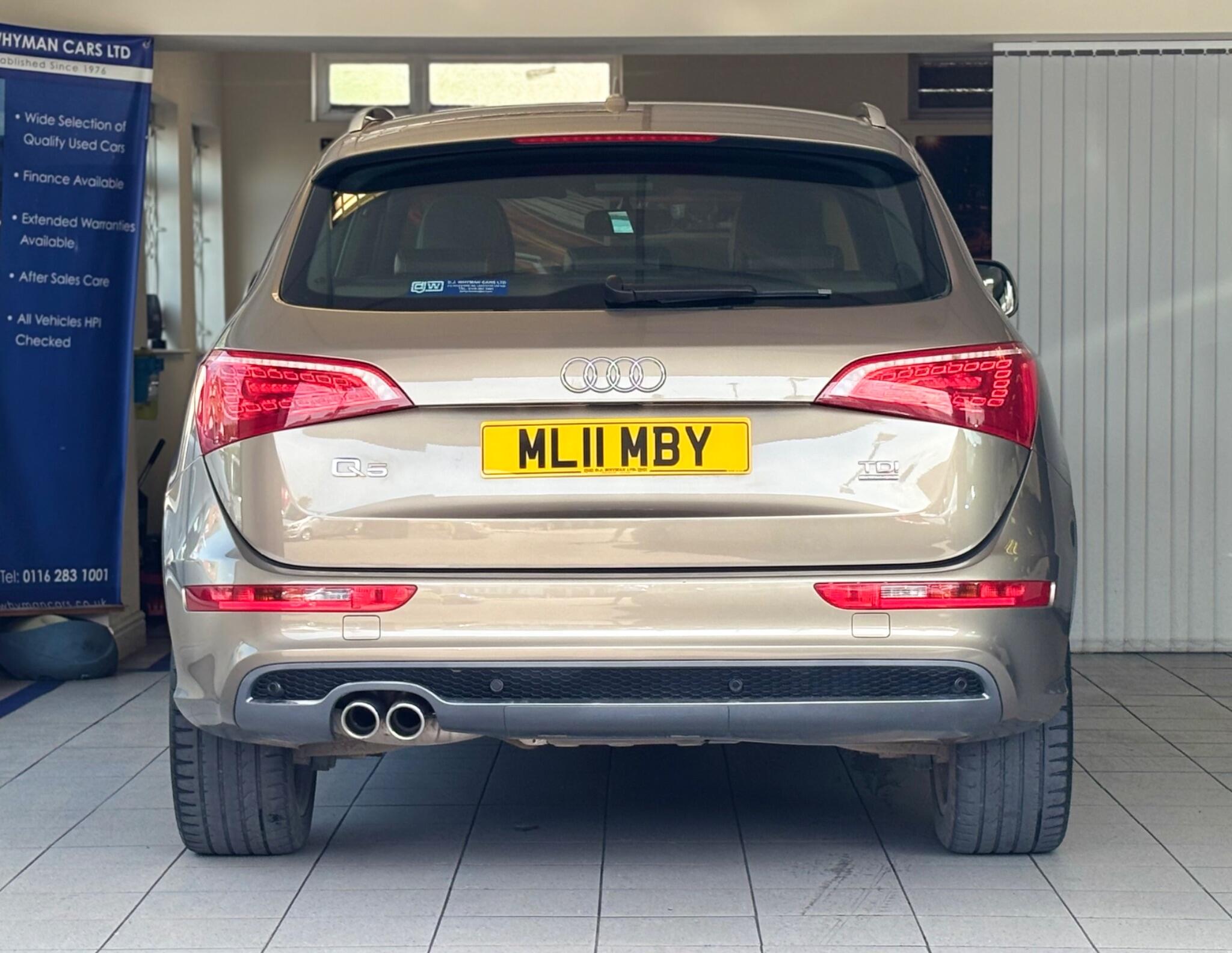 Audi Q5 view 6