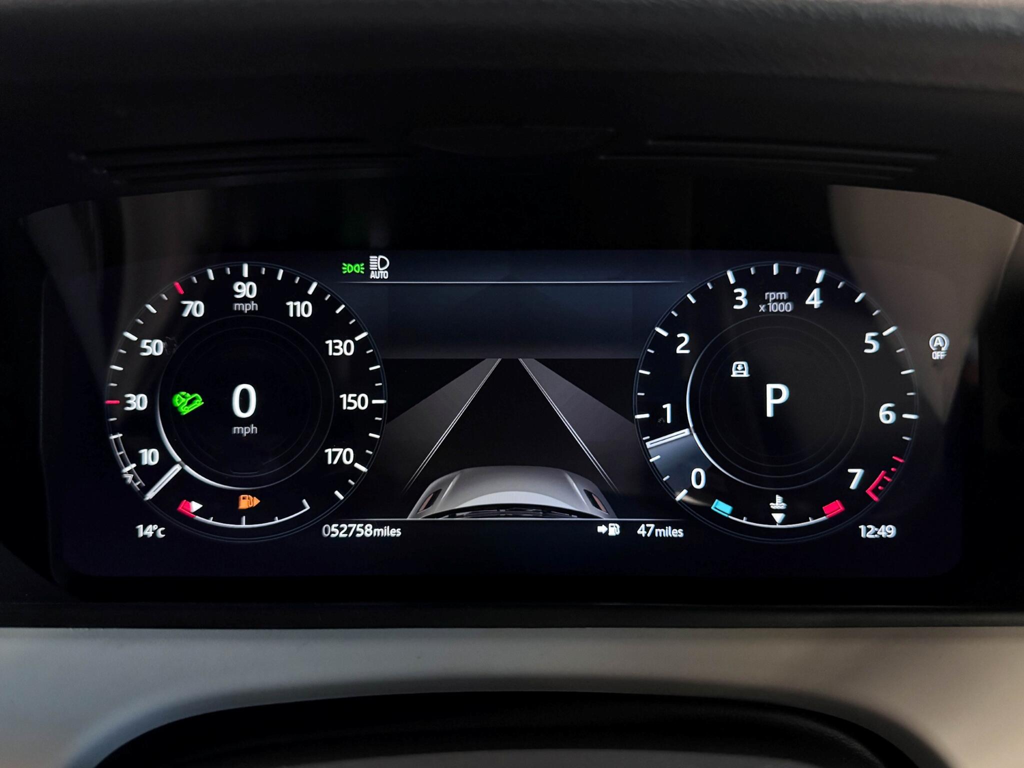 Land Rover Range Rover Velar view 36