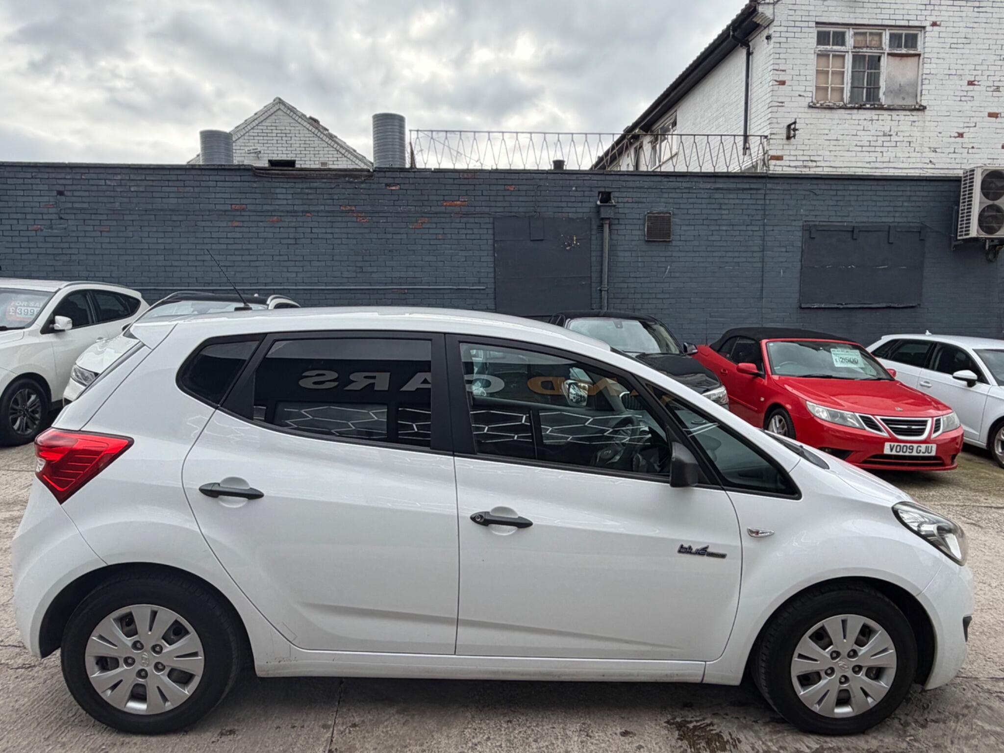 Hyundai Ix20 view 7