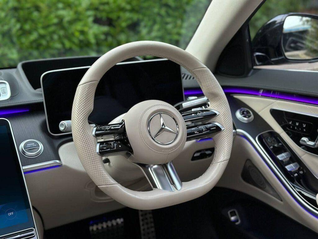 Mercedes-Benz S-Class view 22