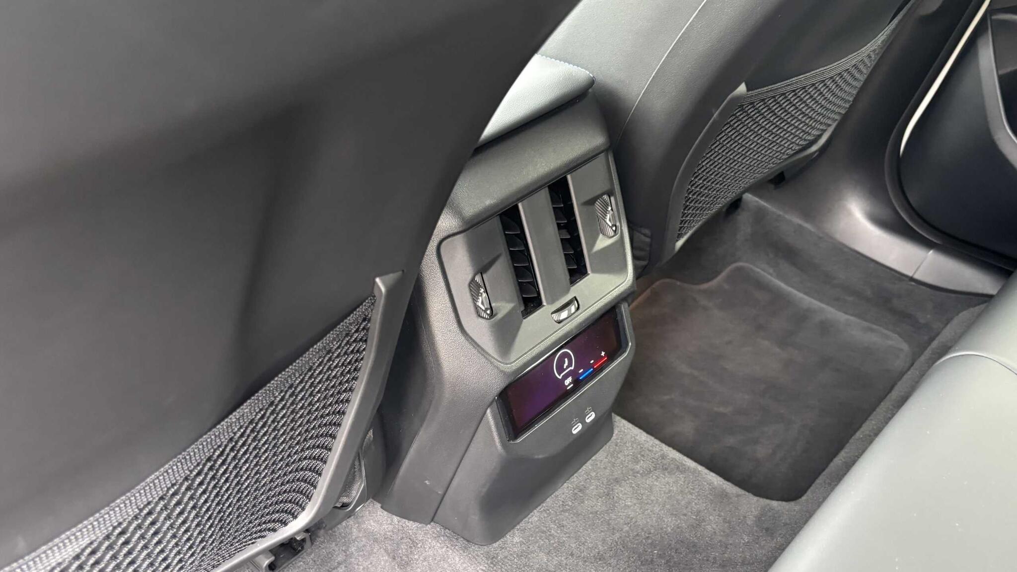 BMW X3 view 30
