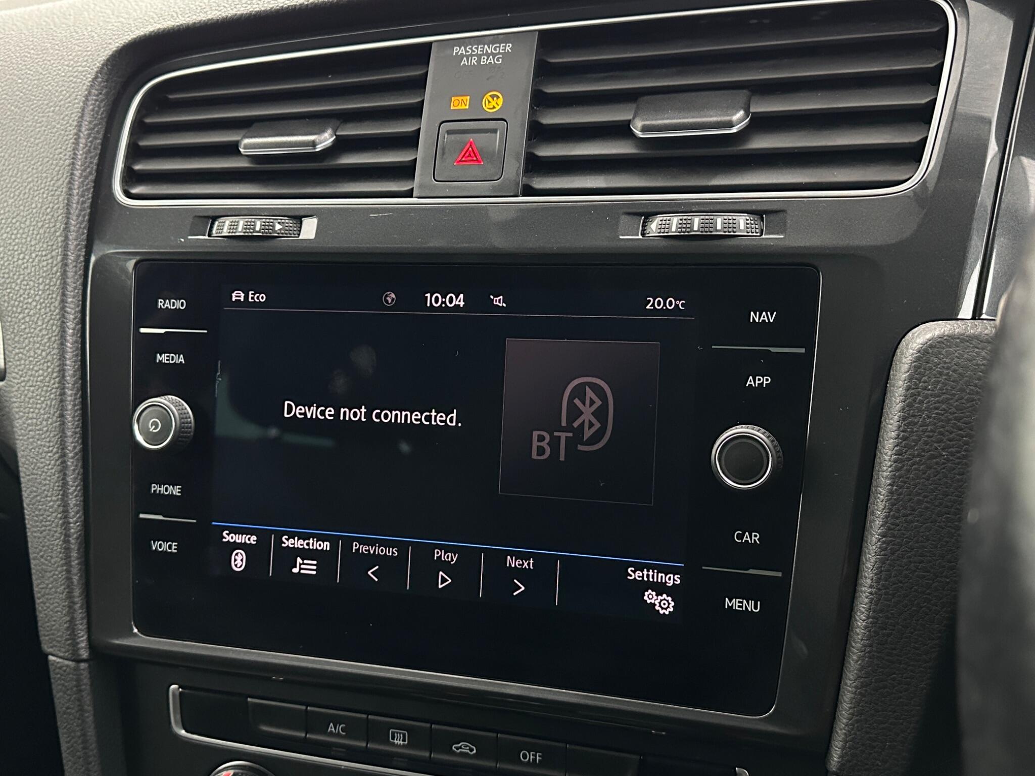 Volkswagen Golf view 25