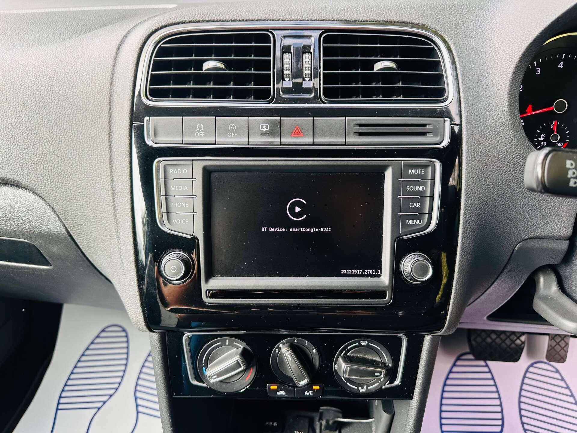 Volkswagen Polo view 14