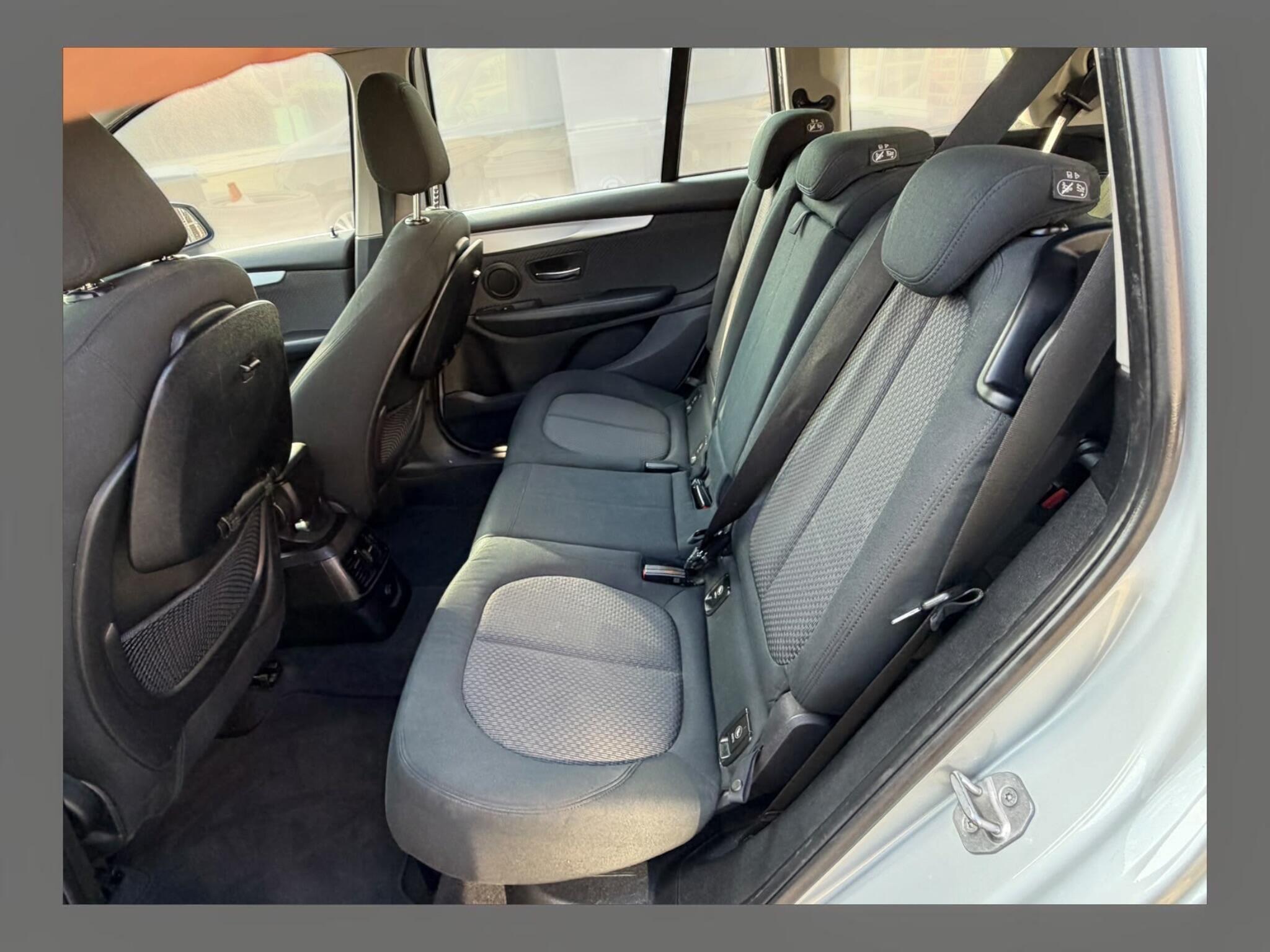 BMW 2 Series view 16