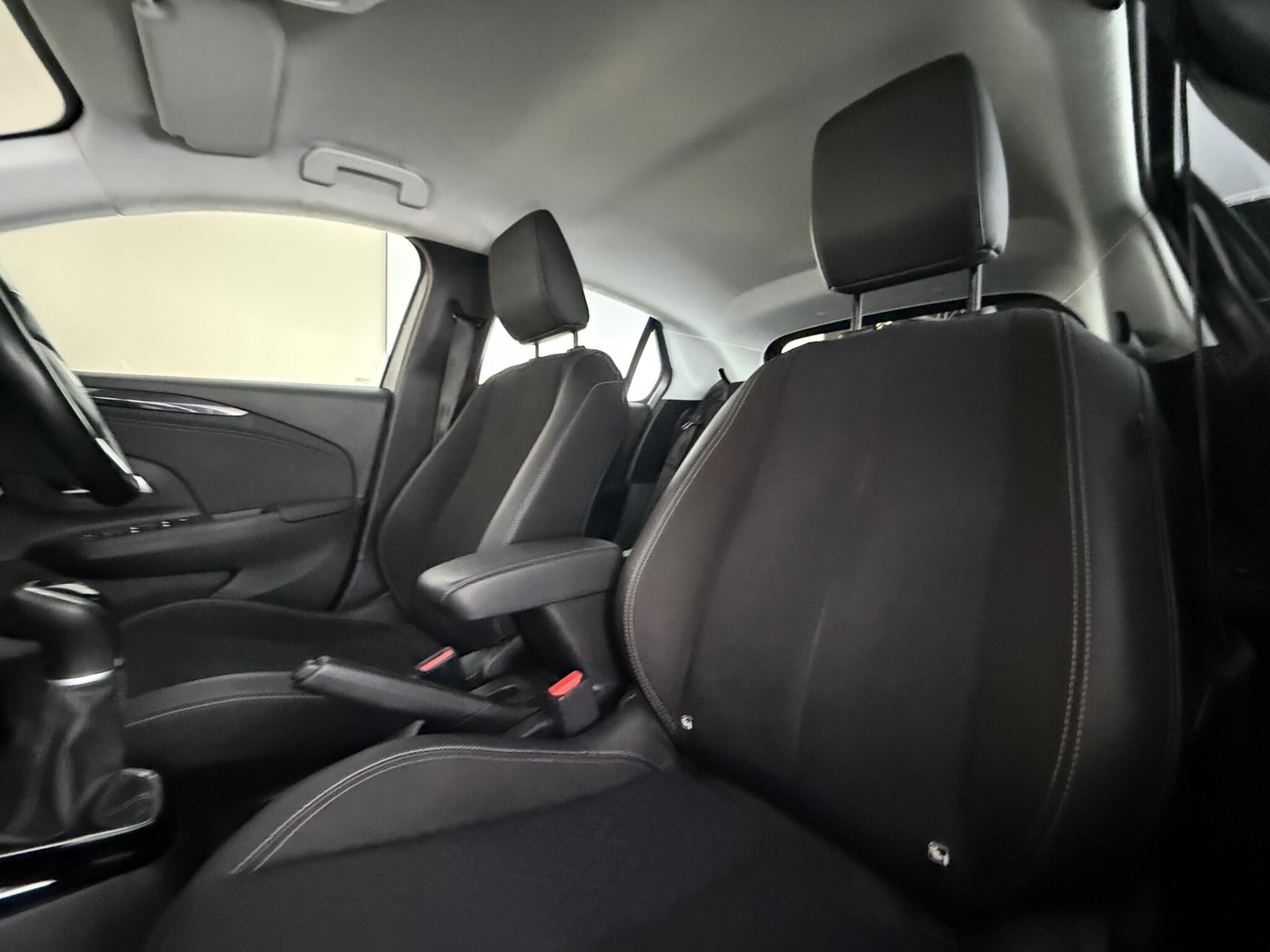 Vauxhall Corsa view 23