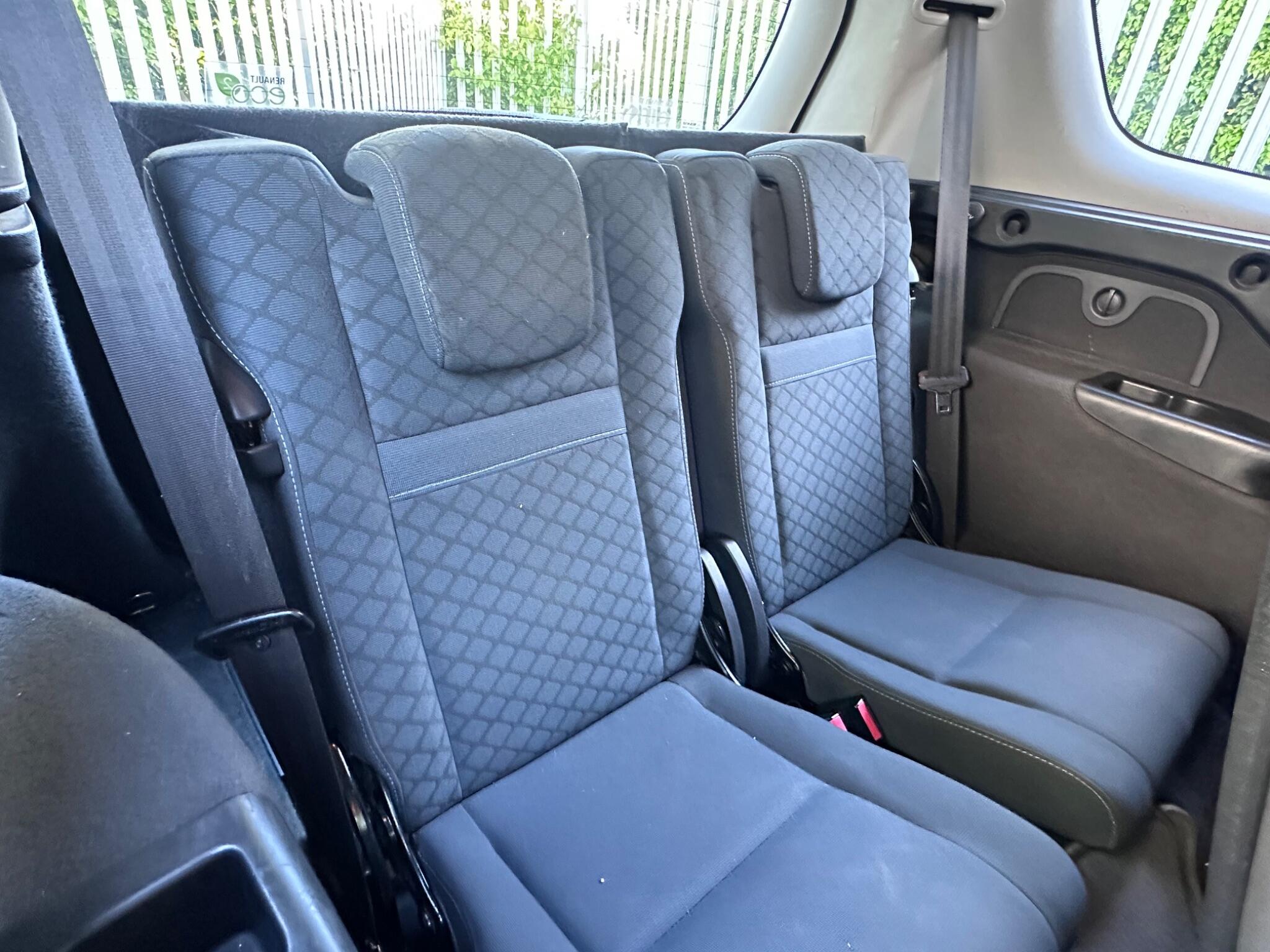 2010 Renault Grand Scenic image 22