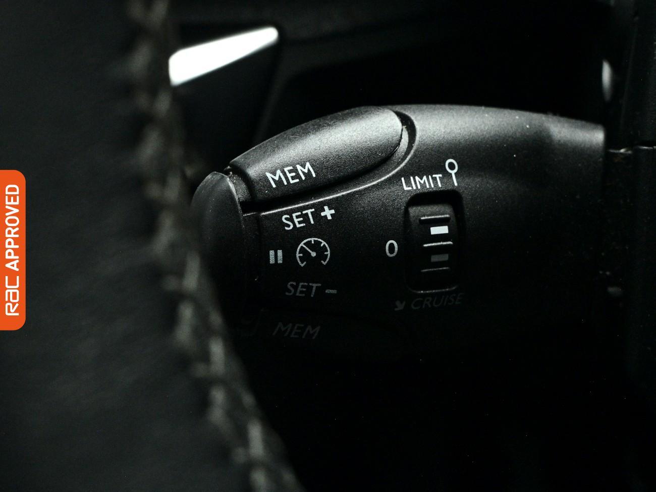 Peugeot 3008 view 25