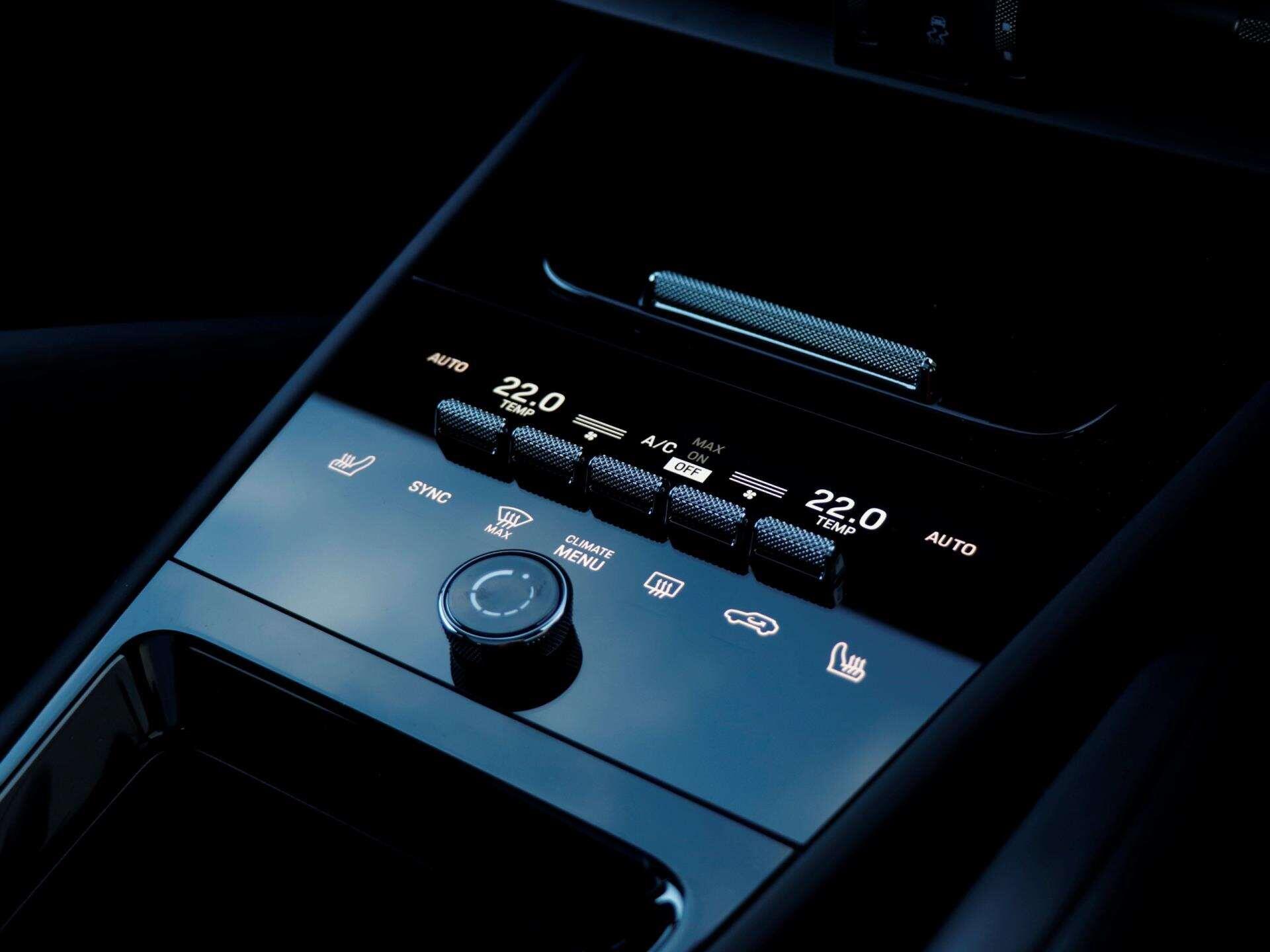 Porsche Cayenne view 17