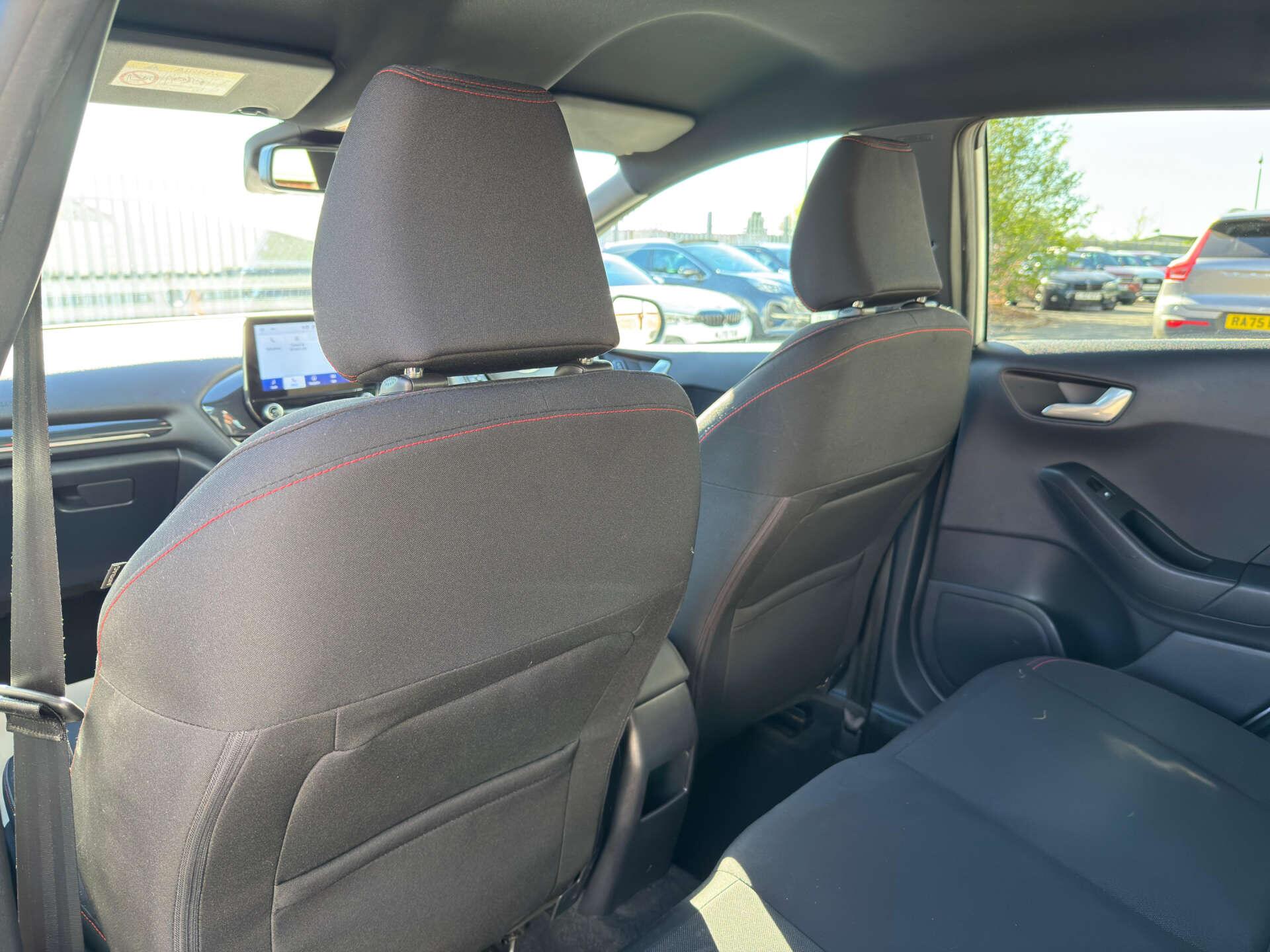 Ford Fiesta view 26