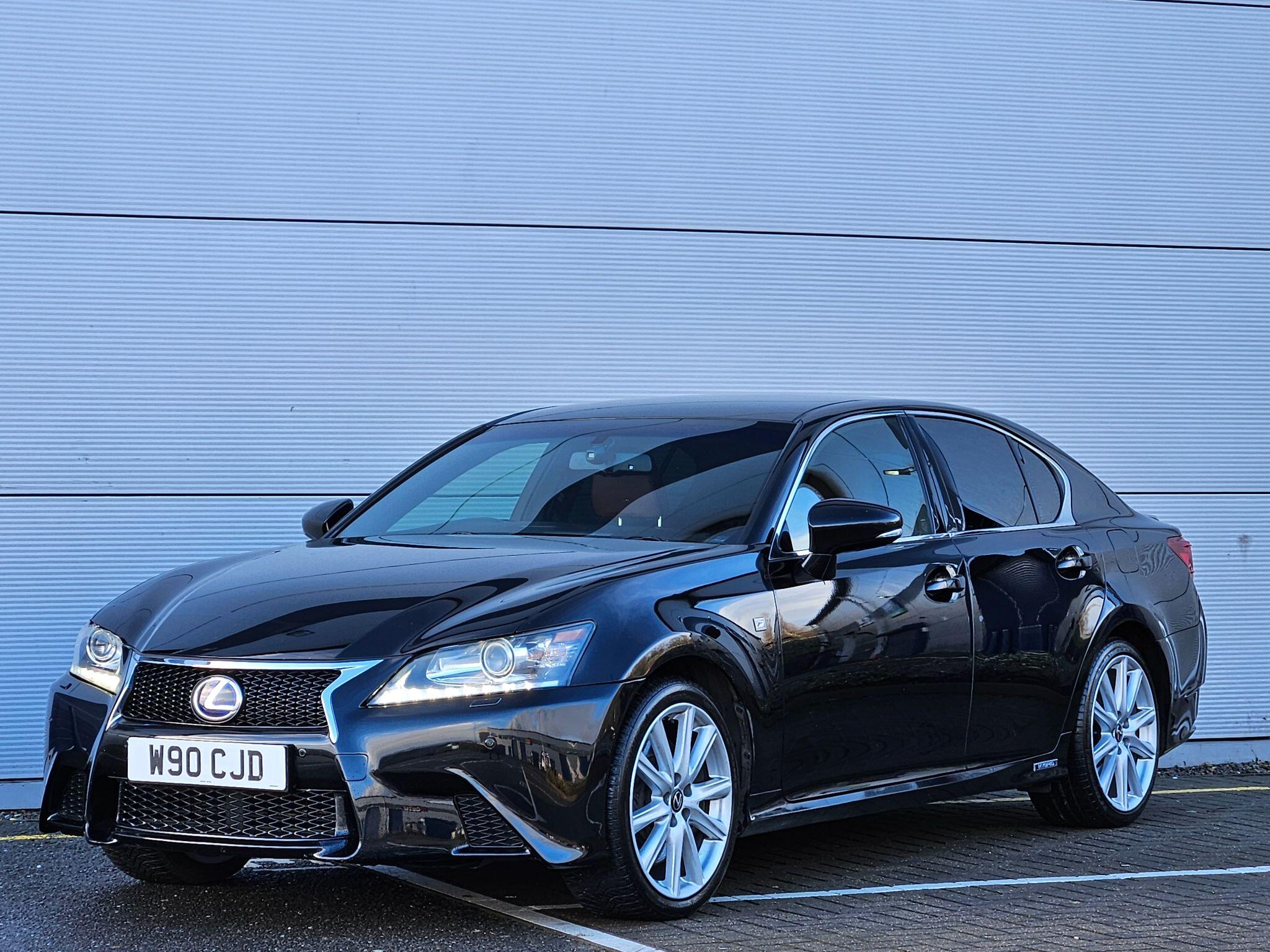 Lexus GS view 4