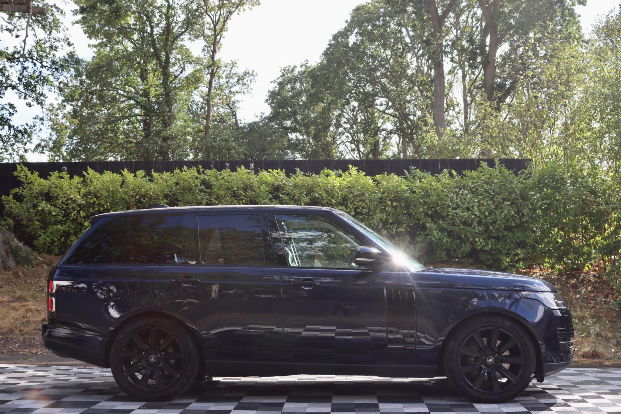 Land Rover Range Rover view 25