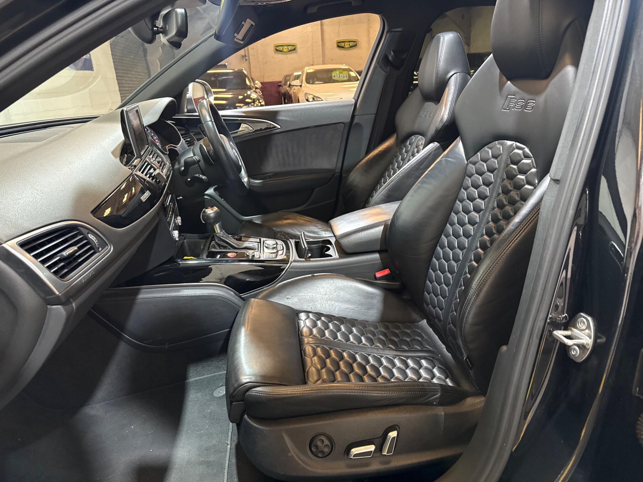 Audi RS6 view 61