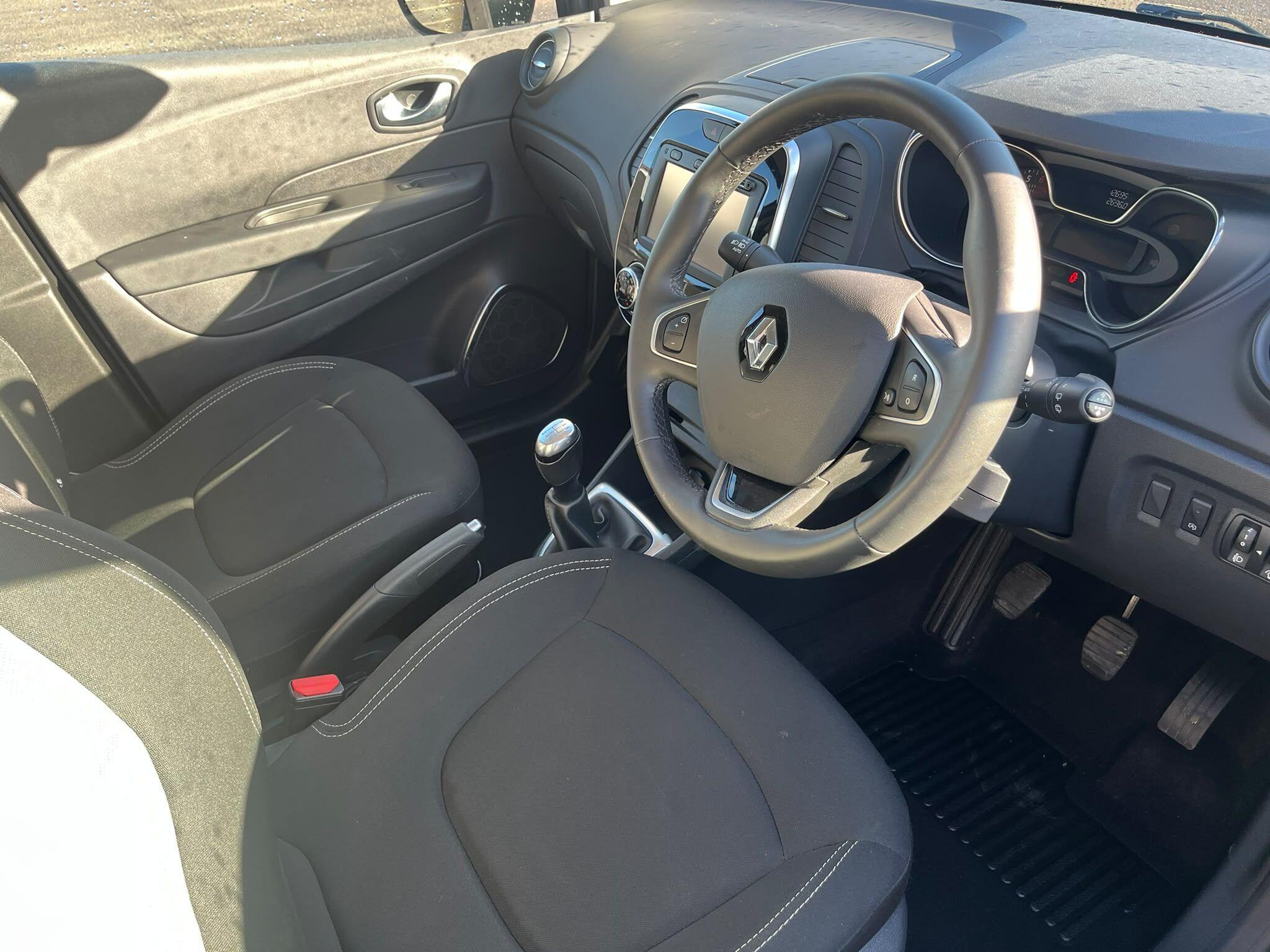 Renault Captur view 10