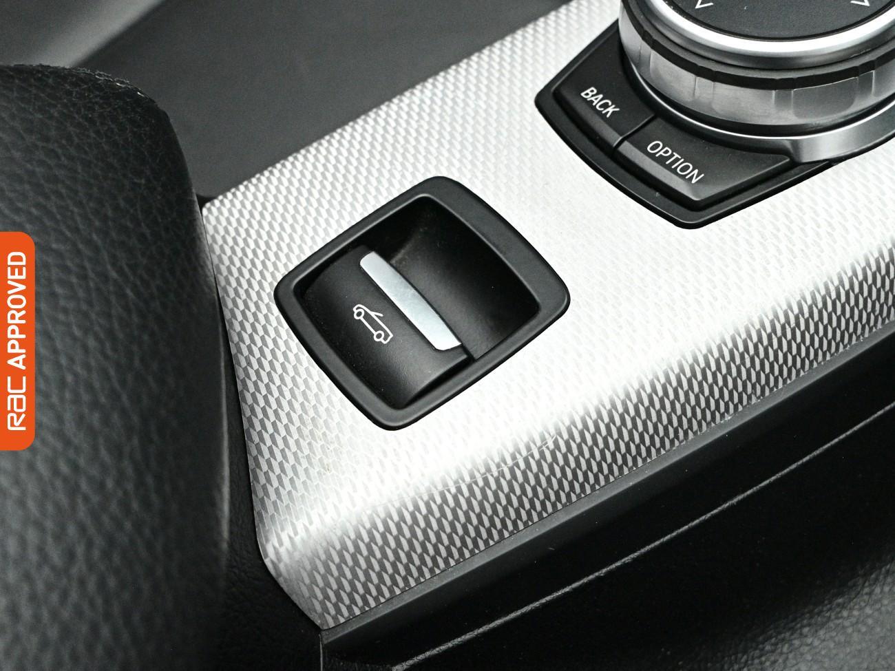 BMW 2 Series view 16