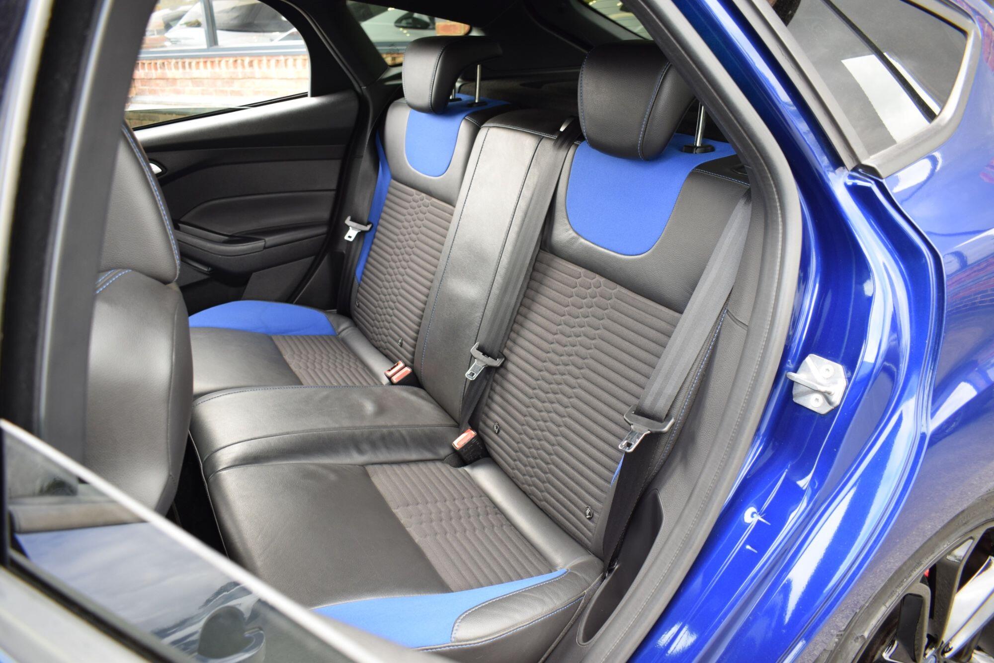 Ford Focus view 27
