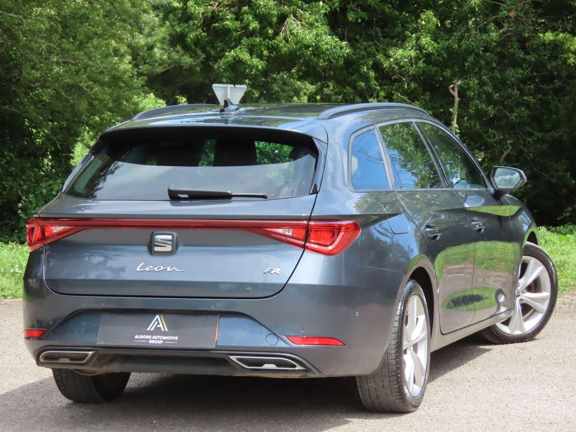 Seat Leon view 4